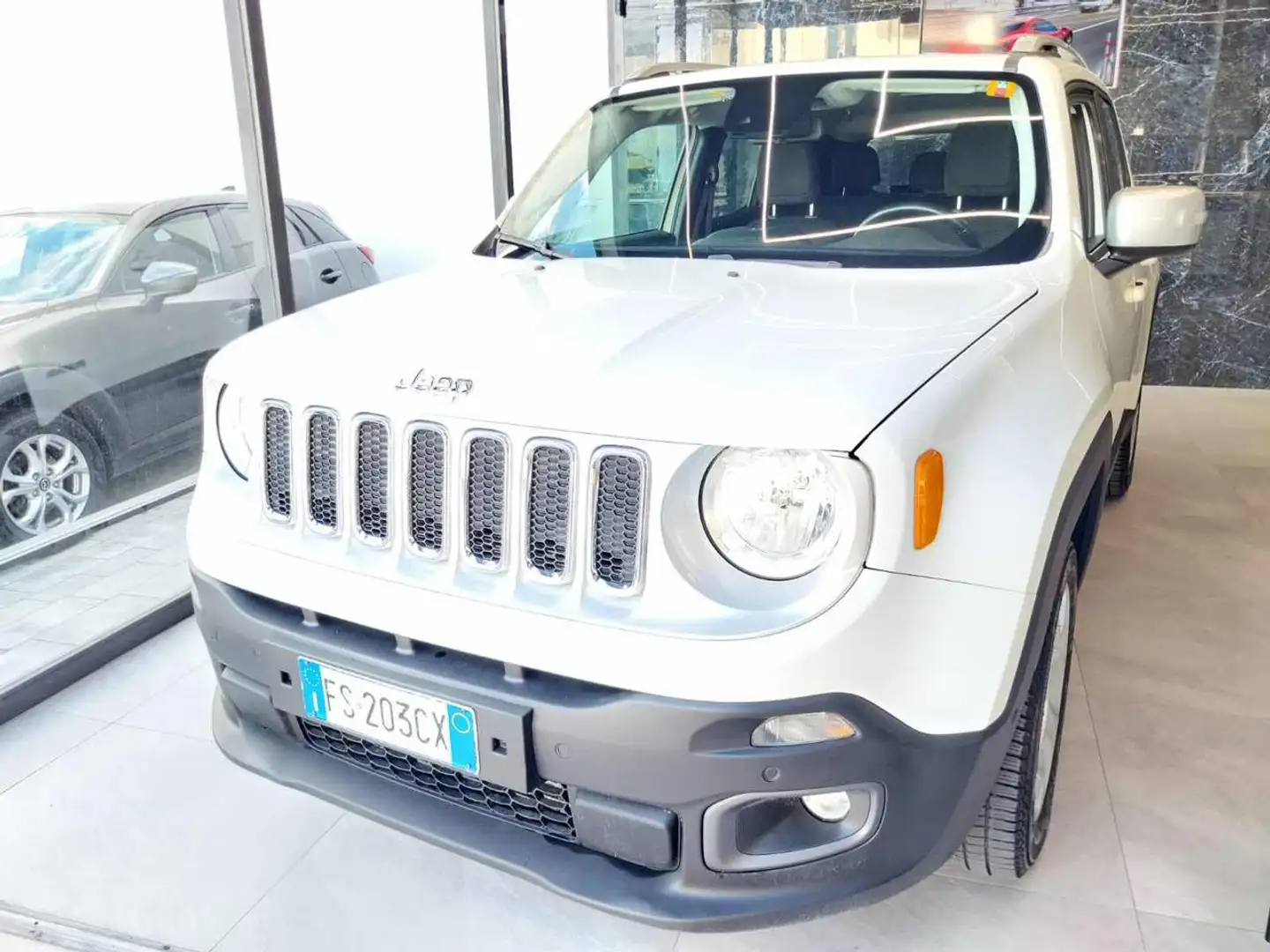 Jeep Renegade 2.0 Mjt 140CV 4WD (Garanzia 12 Mesi) Bianco - 2
