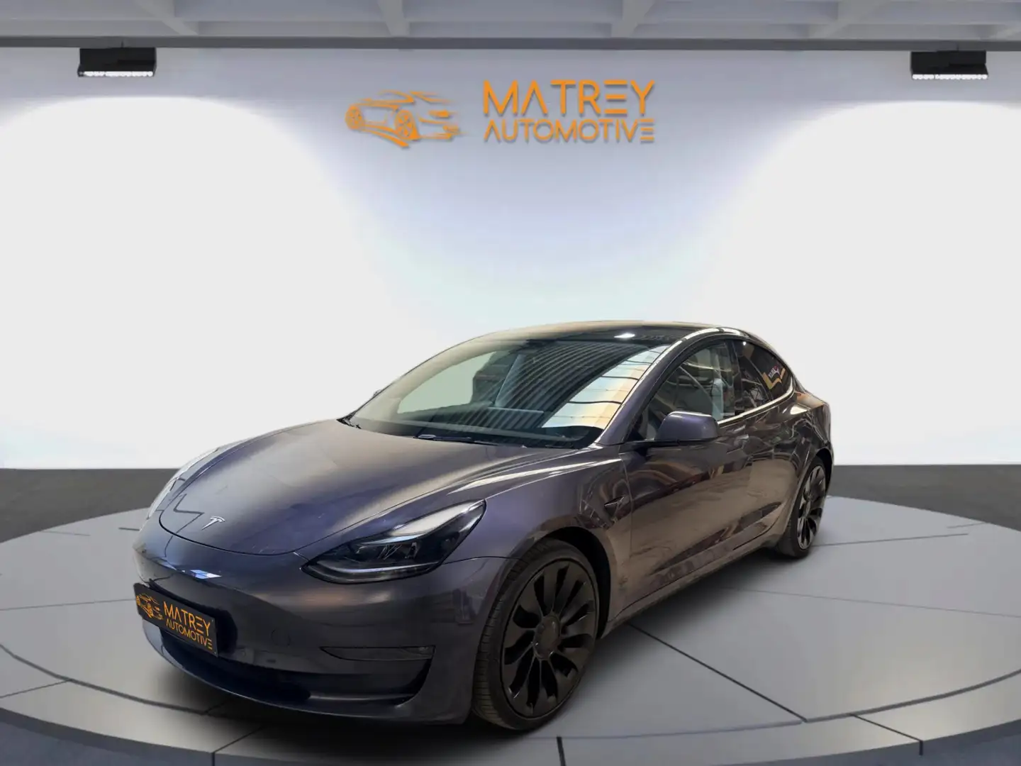 TESLA Model 3