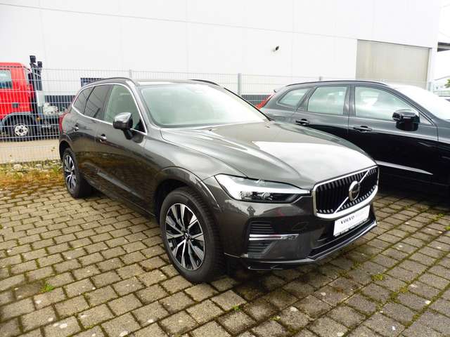 Imagine Volvo XC60 B4 Core 2WD