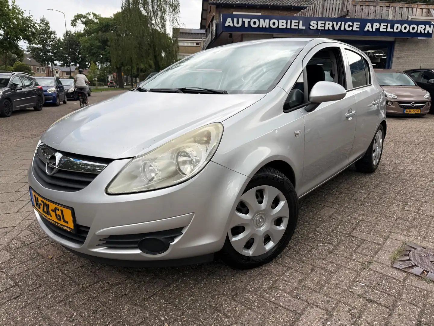 Opel Corsa 1.2-16V Business LPG *AIRCO*CRUISE*ELEKTR. RAMEN*T Grijs - 1