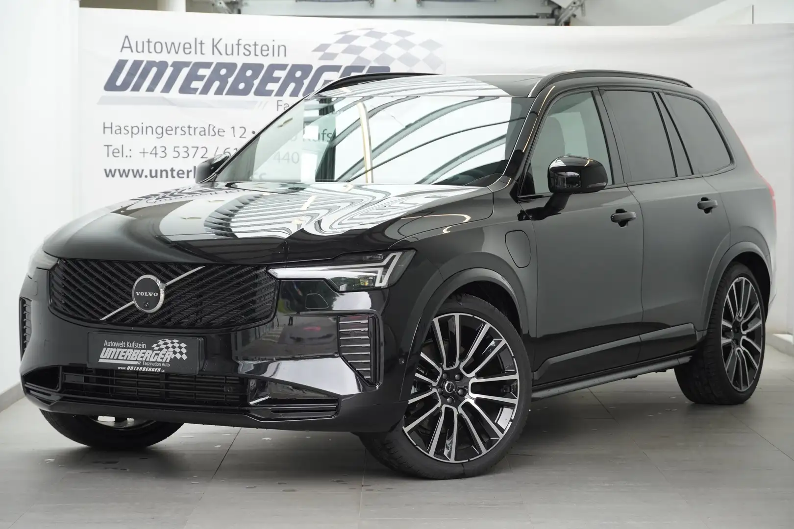 Volvo XC90 T8 AWD Ultra Dark / Executive-Paket Schwarz - 2