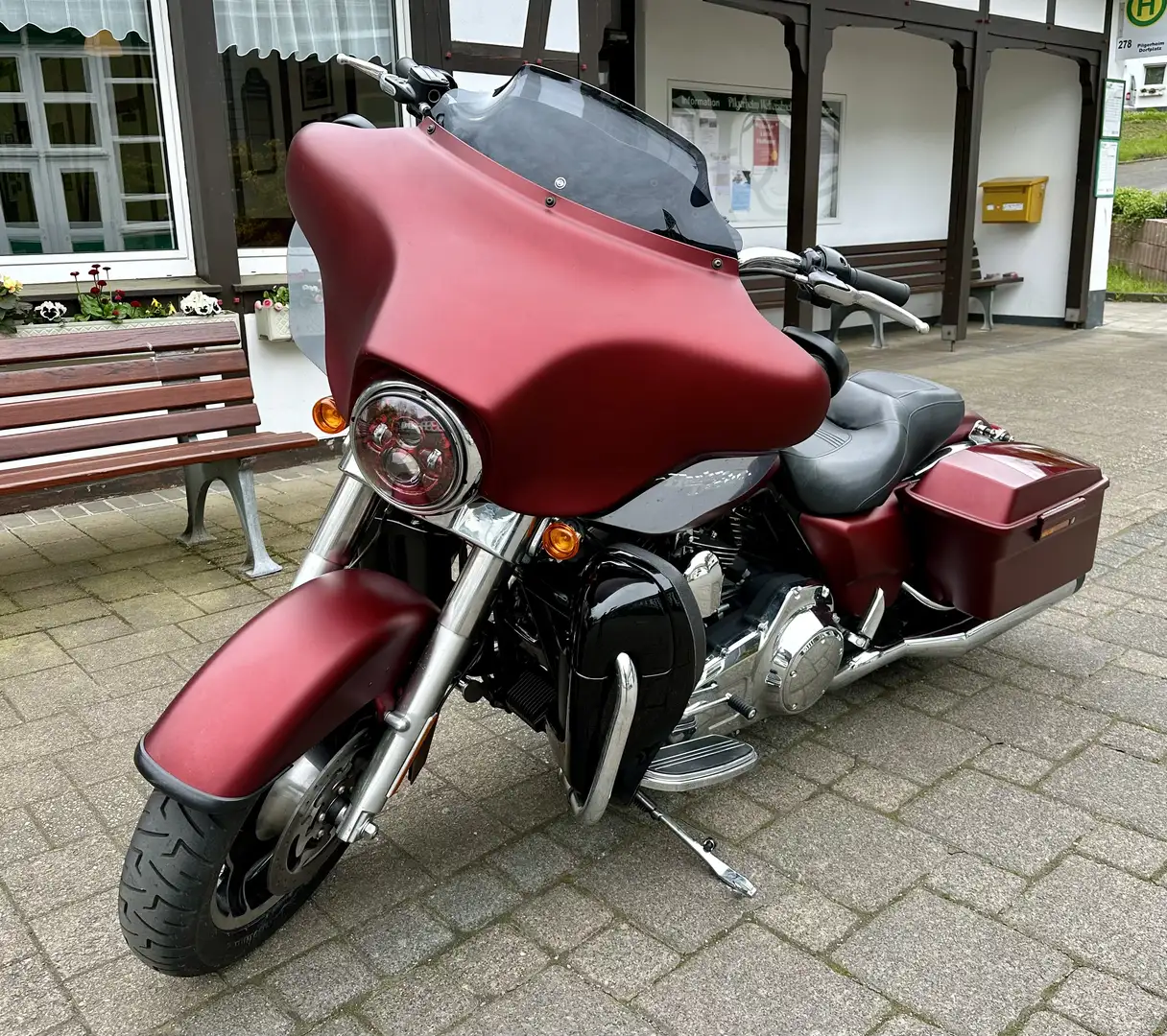Harley-Davidson Street Glide FLHX - 1