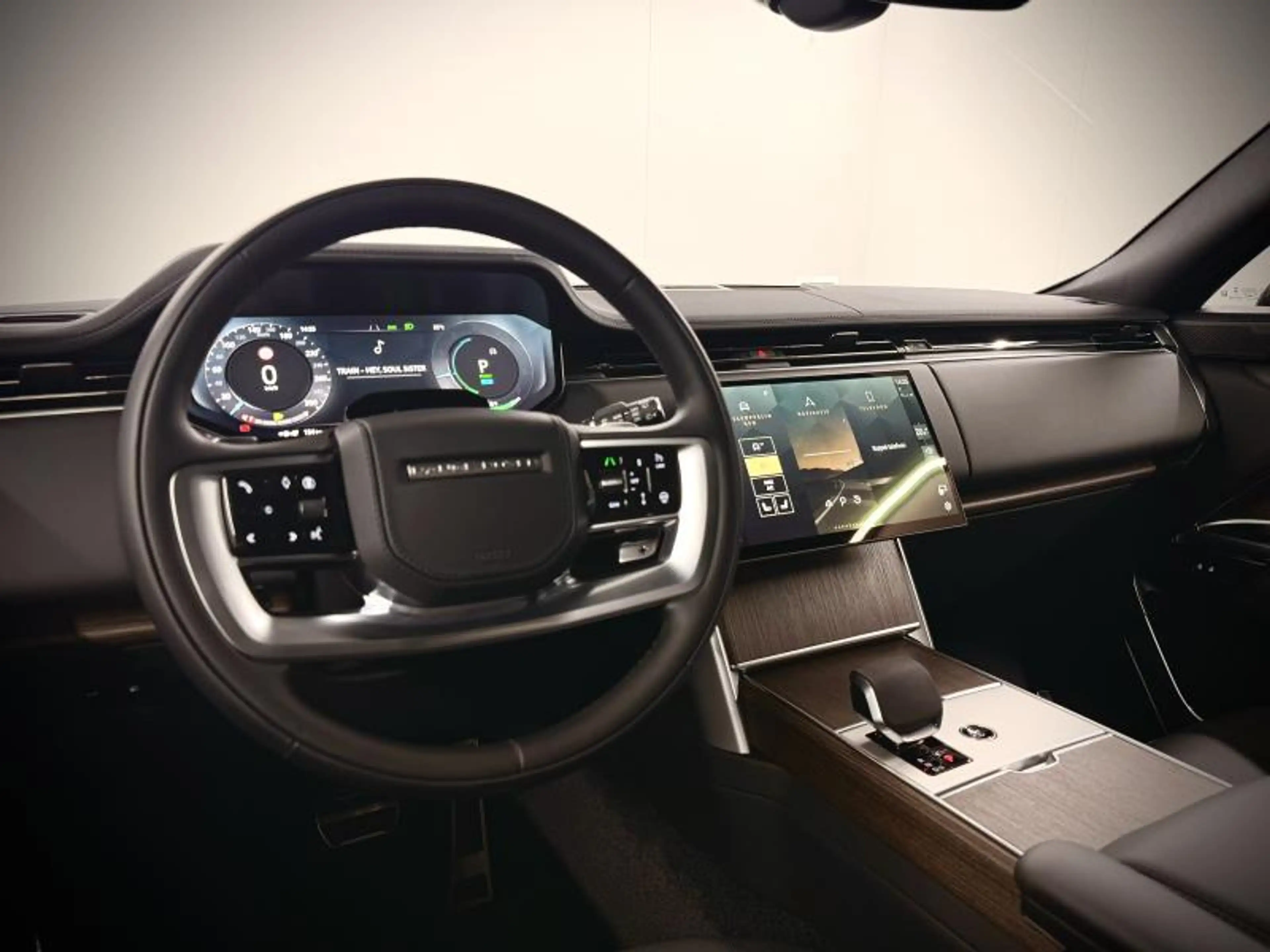 Land Rover Range Rover SWB P460e HSE 26MY — photo 14