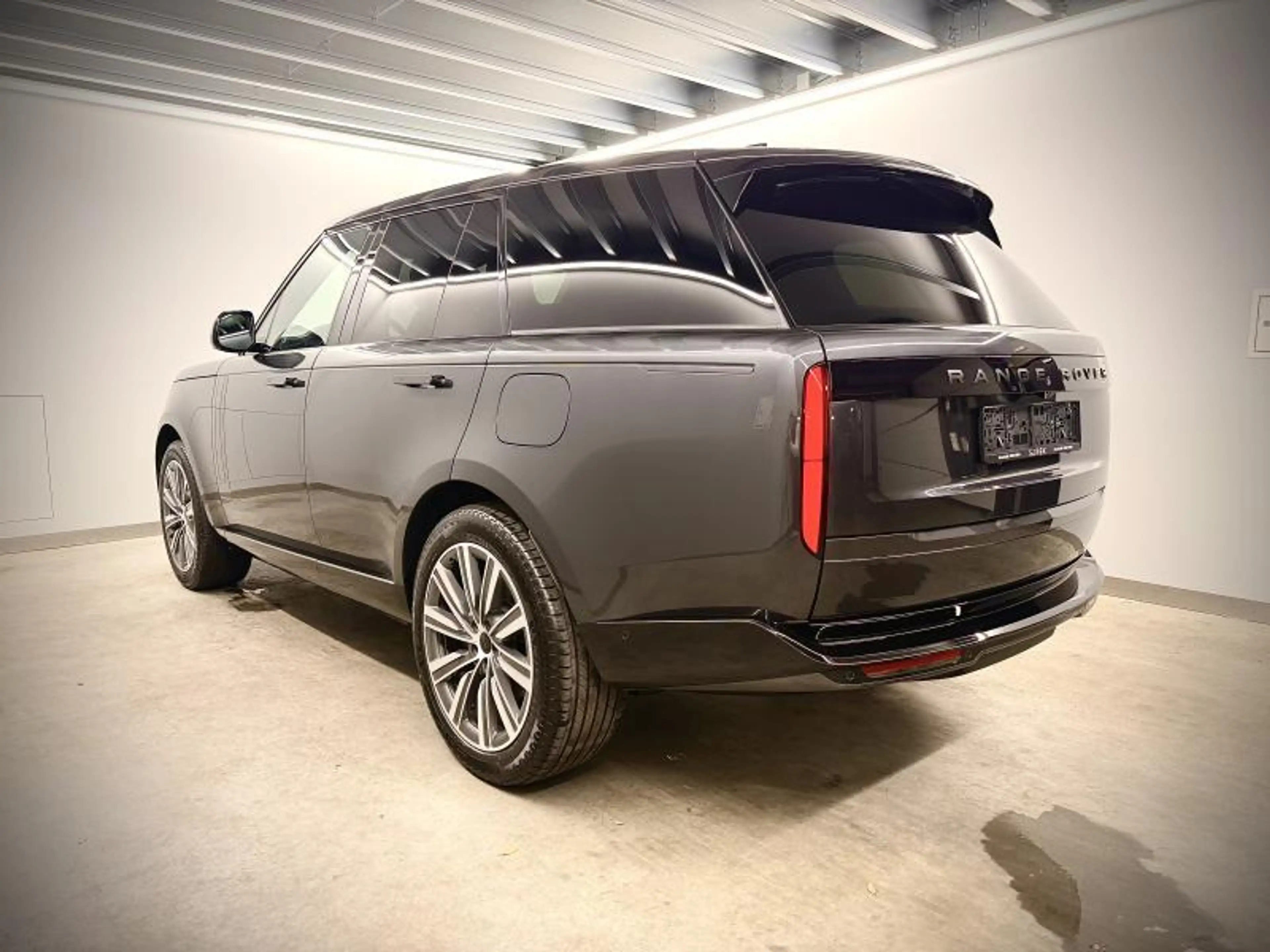 Land Rover Range Rover SWB P460e HSE 26MY — photo 6