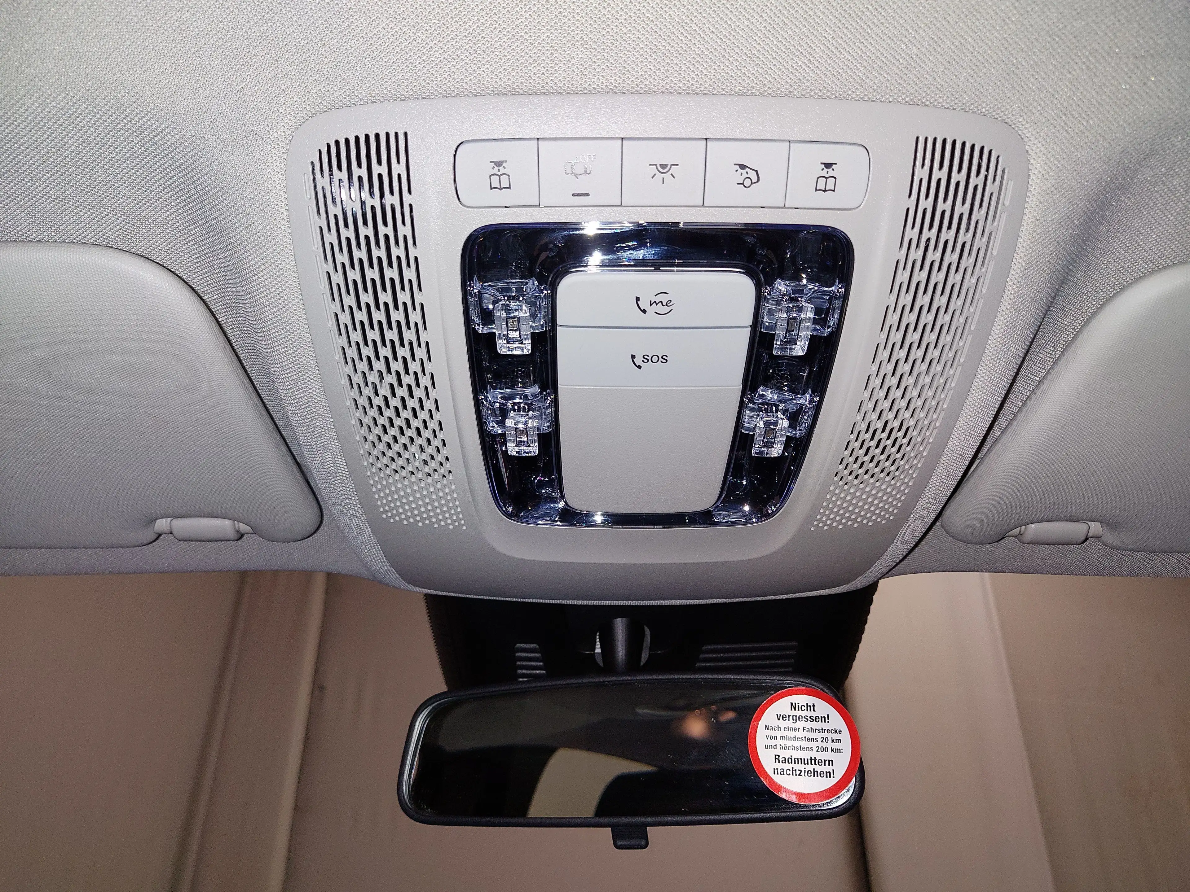 Mercedes-Benz GLA 180 d Navi LED MBUX T-Leder RFK — photo 13