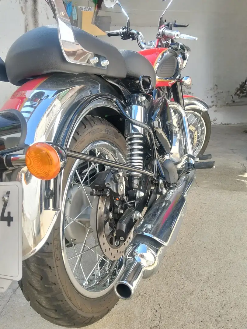 Royal Enfield Classic Clasica con Respaldo Trasero Czerwony - 2