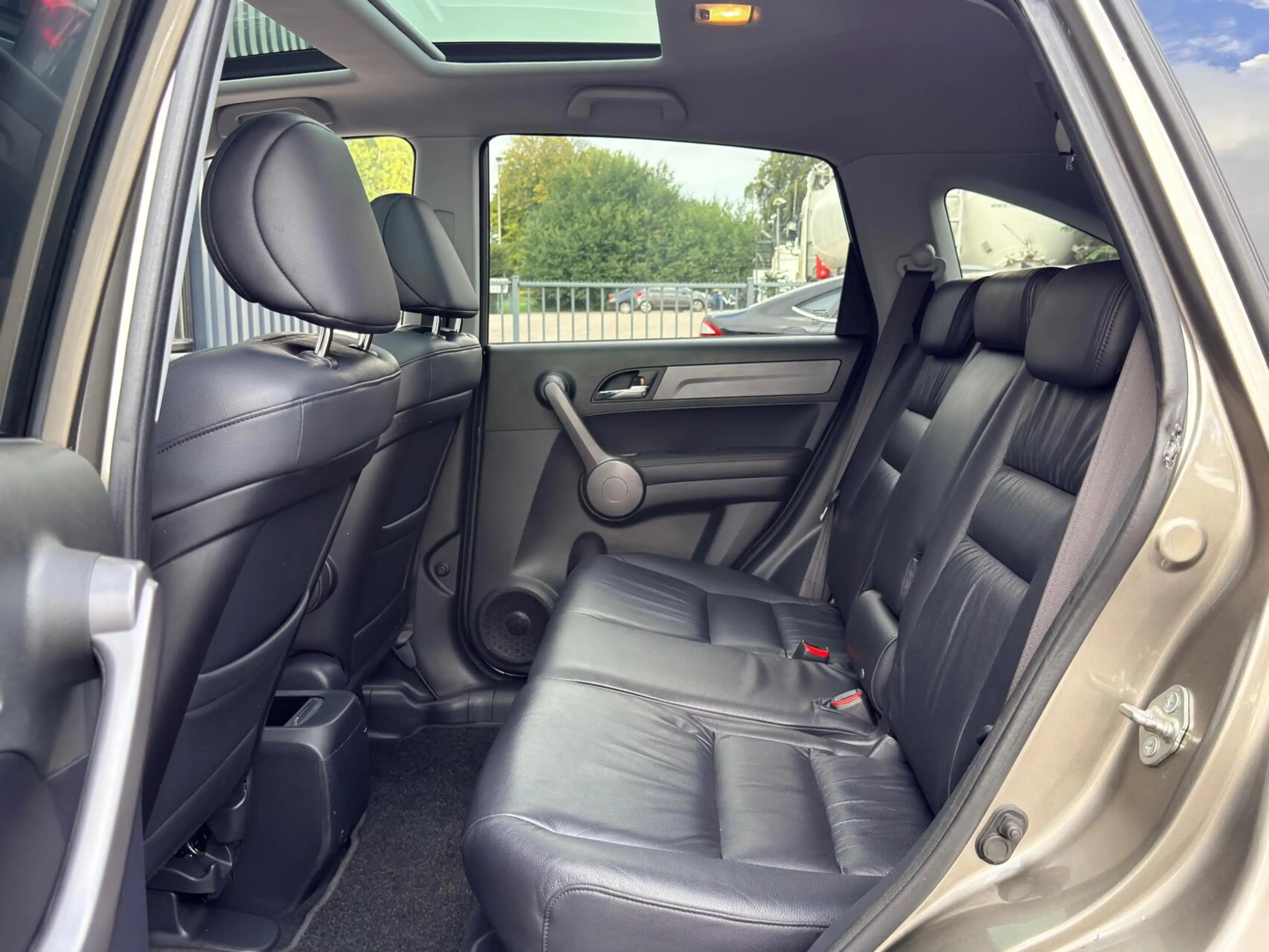 Honda CR-V 2.0i Executive 4WD|Leder|Panorama|Trekhaak — photo 10