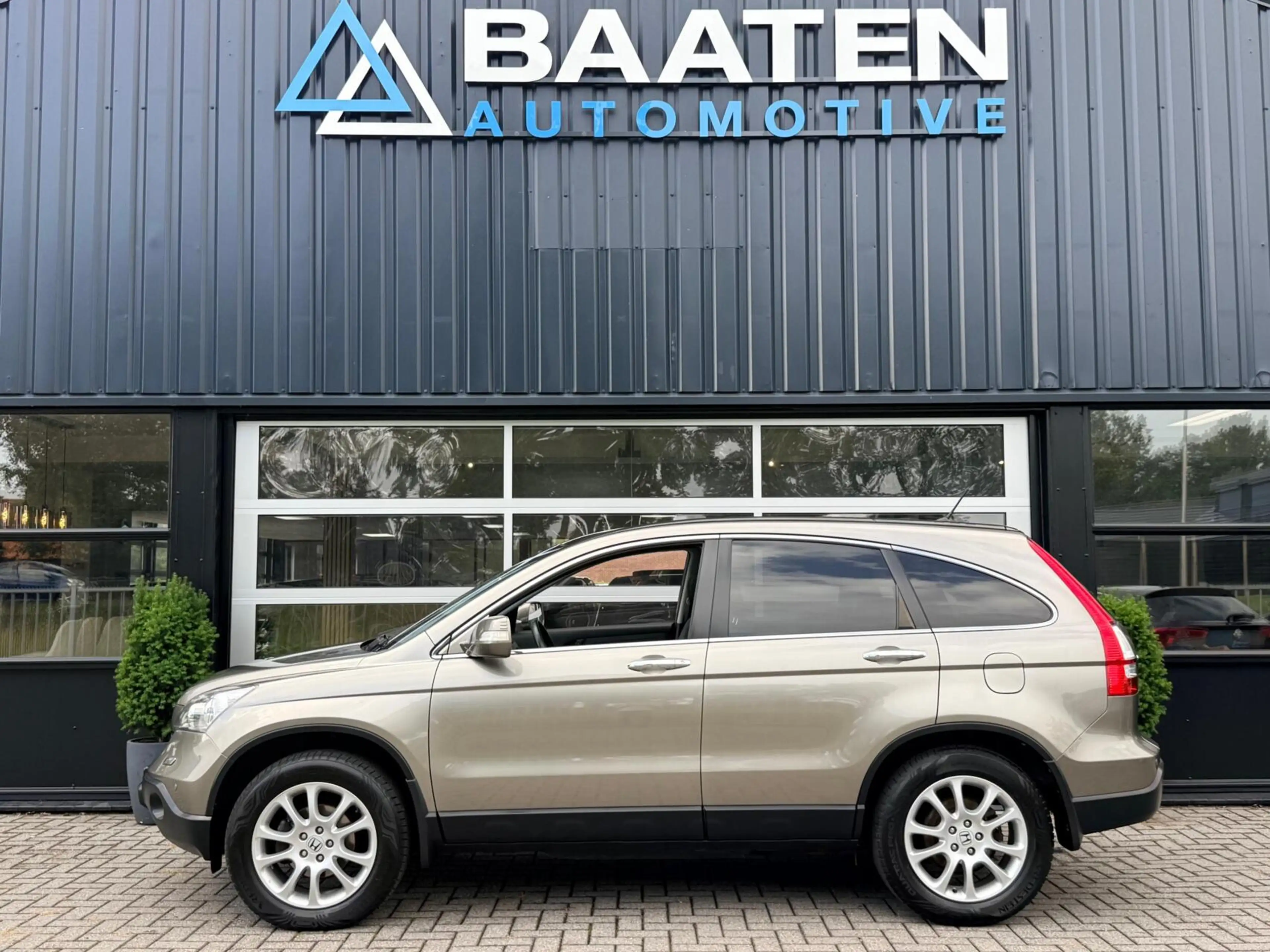Honda CR-V 2.0i Executive 4WD|Leder|Panorama|Trekhaak — photo 6