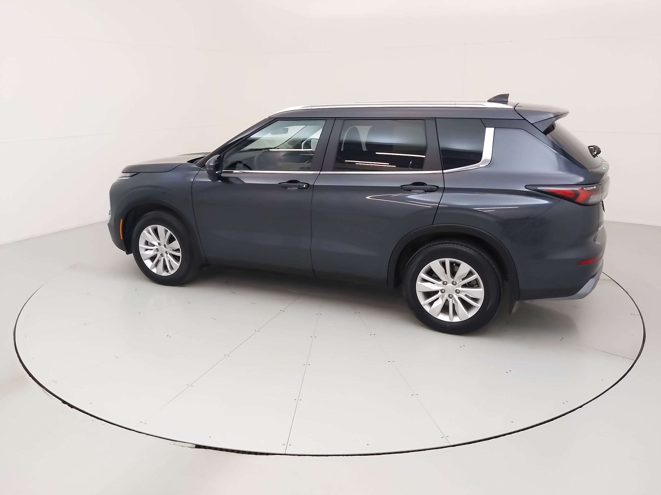 2025 Mitsubishi Outlander