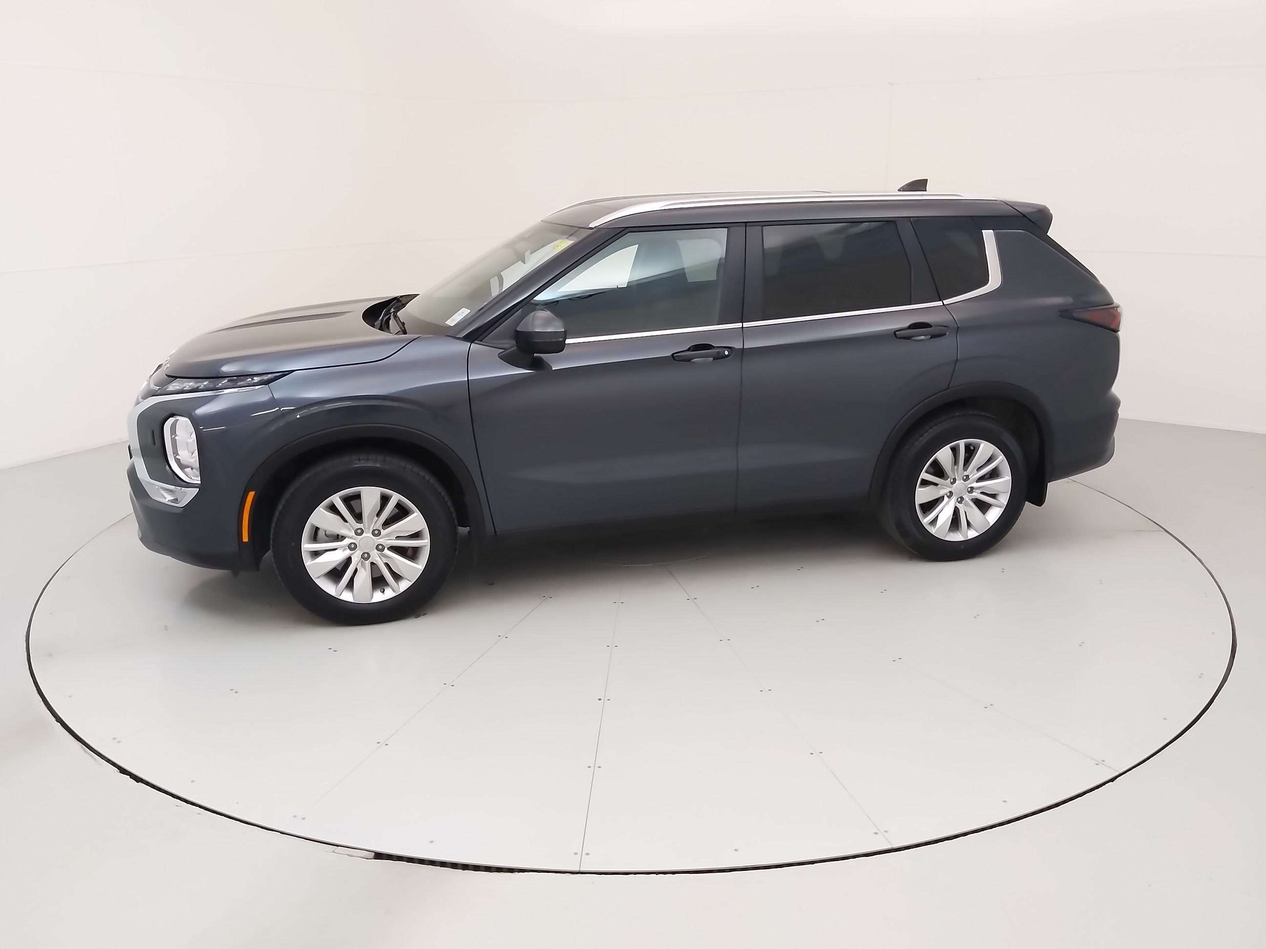 2025 Mitsubishi Outlander