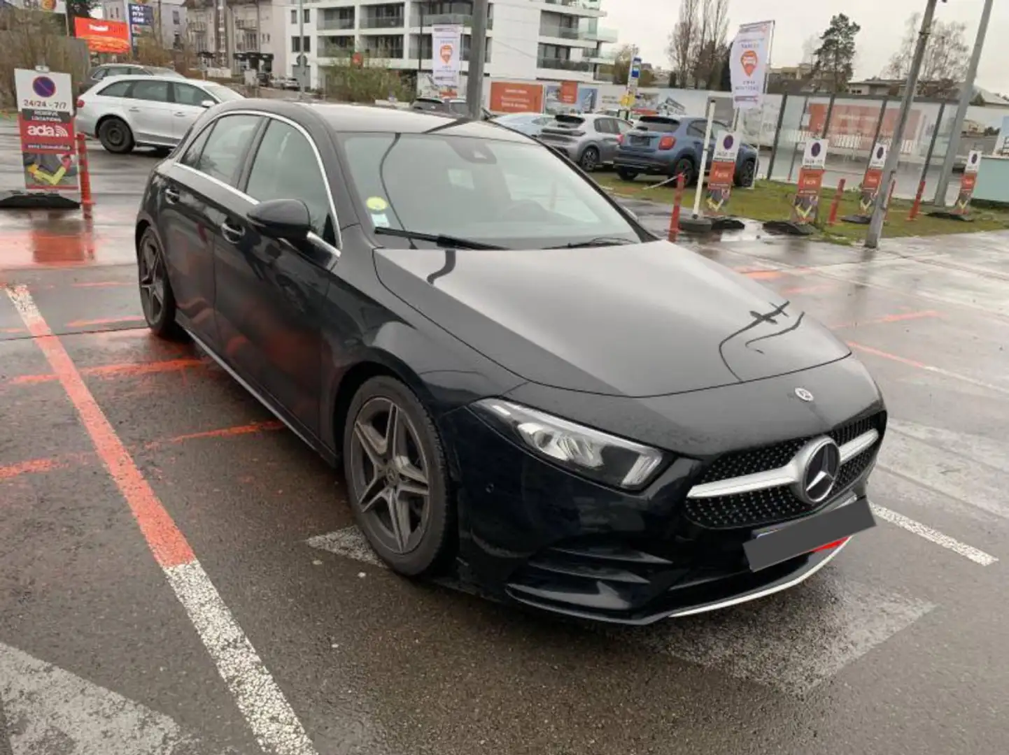 Mercedes-Benz A 200 d B.Auto Pack AMG 1er Prop Garantie 12 Mois Noir - 1