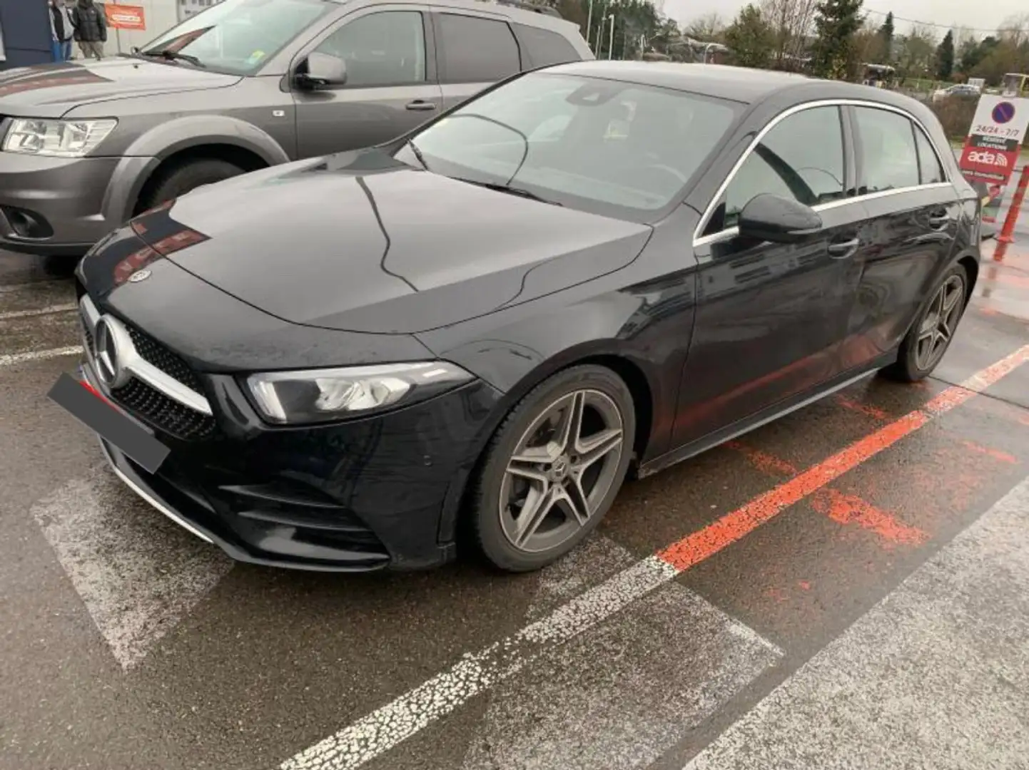 Mercedes-Benz A 200 d B.Auto Pack AMG 1er Prop Garantie 12 Mois Noir - 2