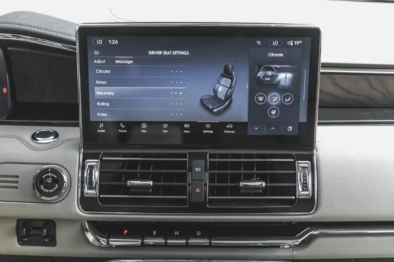 Lincoln Navigator снимка Lincoln Navigator