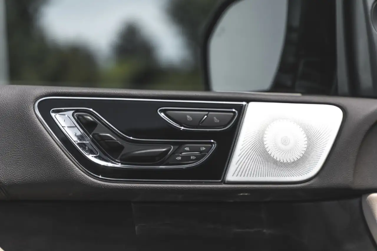 Lincoln Navigator снимка Lincoln Navigator