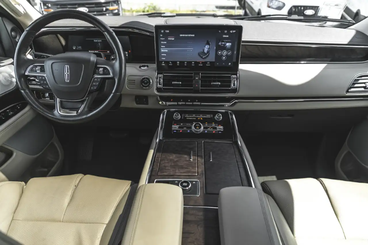 Lincoln Navigator снимка Lincoln Navigator