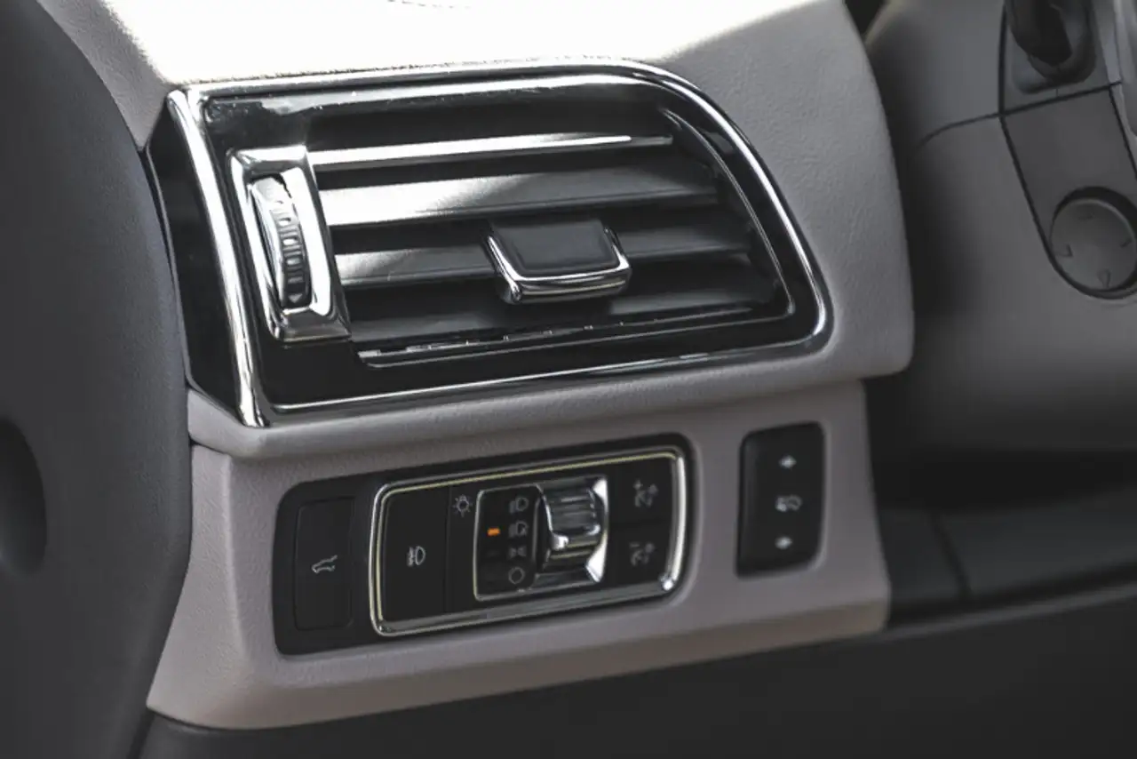 Lincoln Navigator снимка Lincoln Navigator