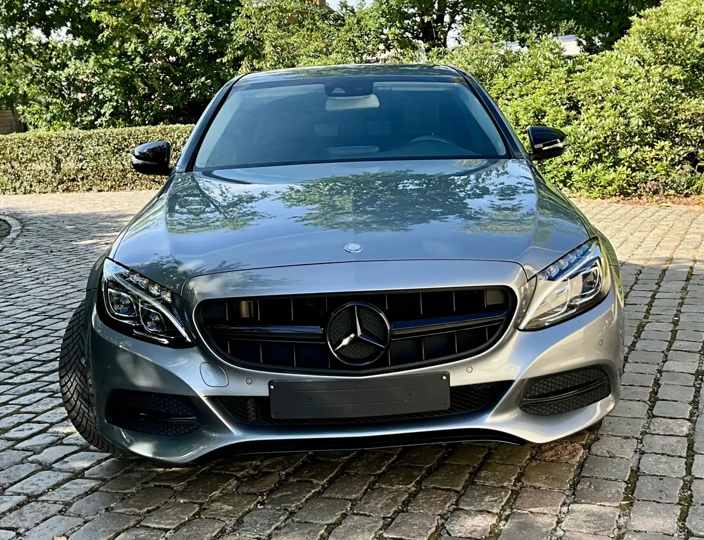 Mercedes-Benz C 180 Benzine Automaat prima staat ### 128000 km ### Grijs - 2