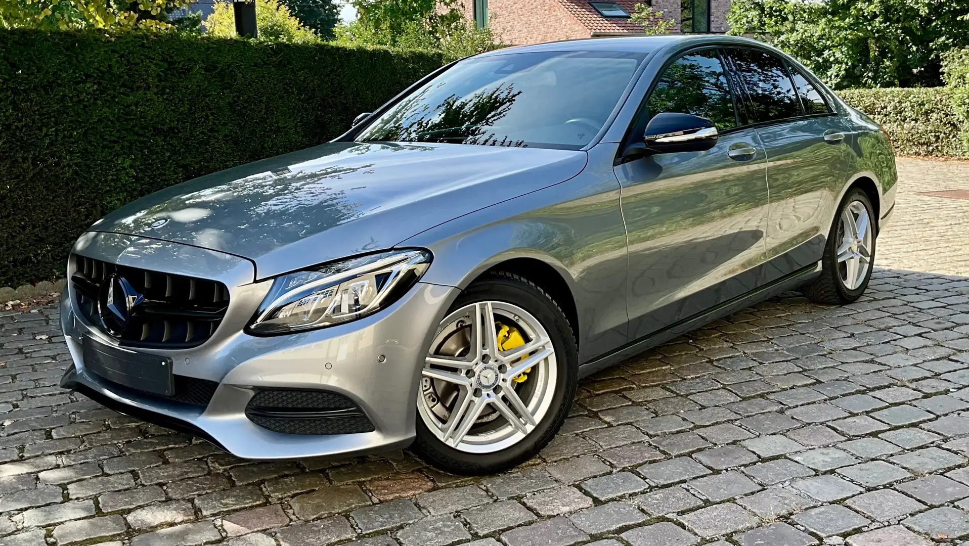 Mercedes-Benz C 180 Benzine Automaat prima staat ### 128000 km ### Grijs - 1