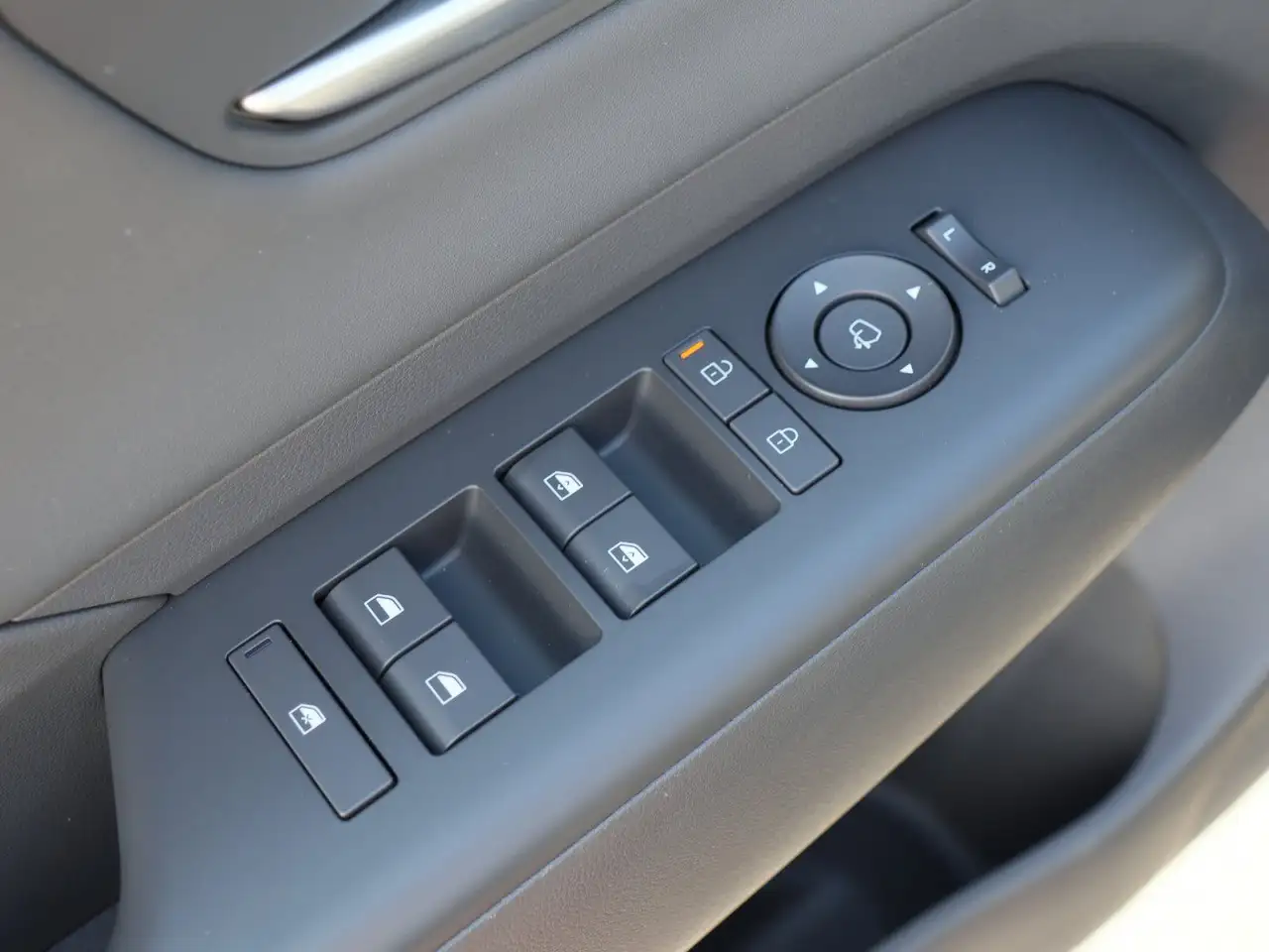 Hyundai Kona 1.6 GDI Prime Hybrid 2WD Bose LED, миниатюра 17