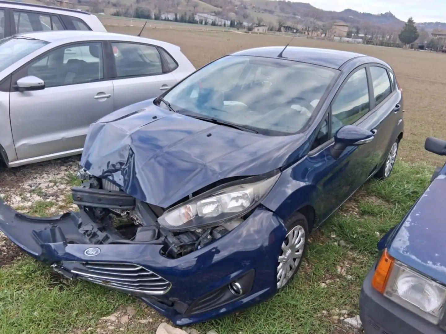 Ford Fiesta 1.5 TDCi 75CV 5 porte Titanium INCIDENTATA r Blau - 1
