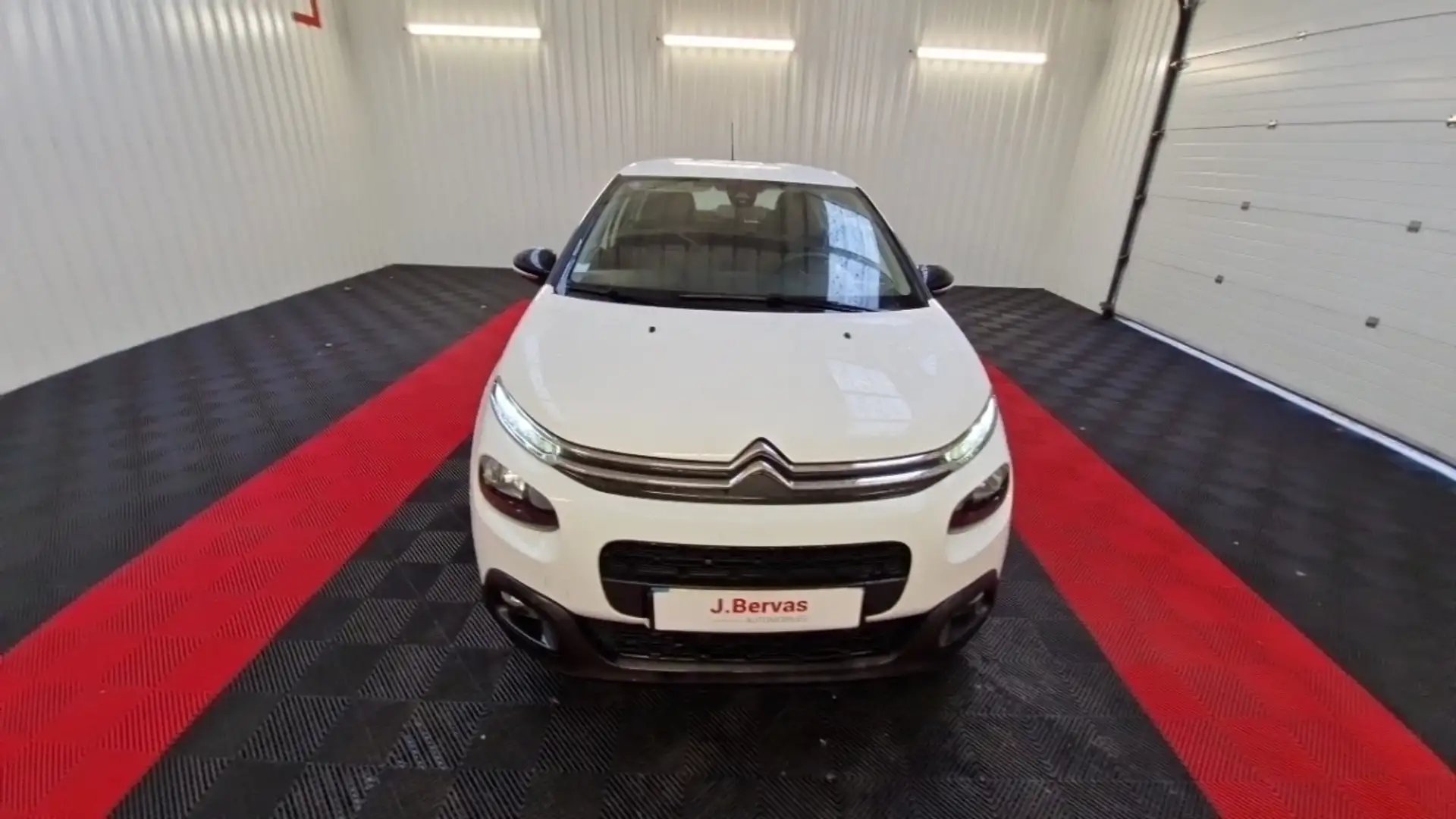 Citroen C3 PureTech 82 BVM Feel Blanc - 2