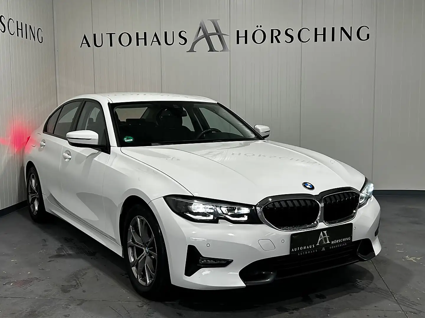BMW 318 d //AMIENTE//SPUR-ASS.// Weiß - 1