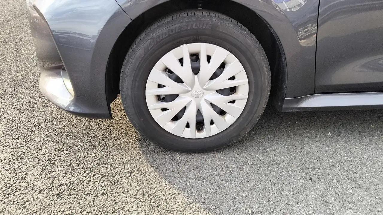Toyota Yaris Yaris — photo 9