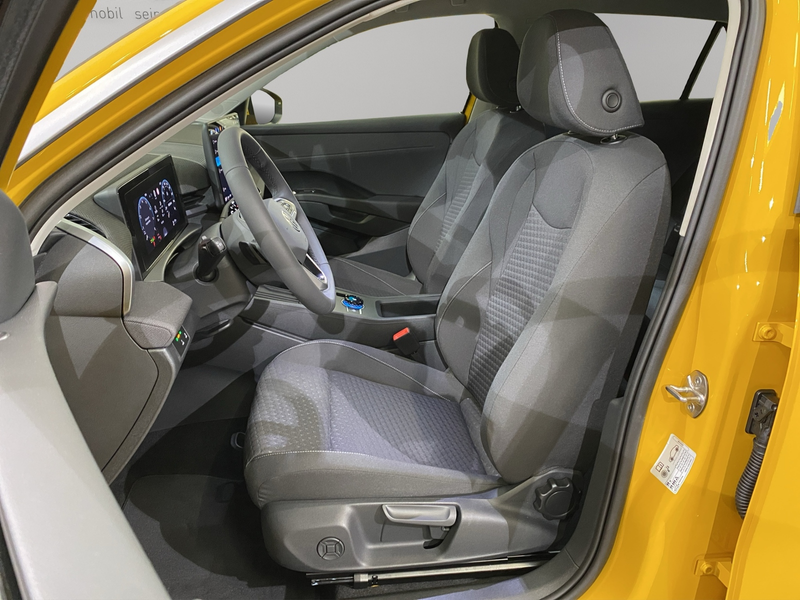 Volkswagen T-Roc 1.5 eTSI DSG Life  / LED RFK — photo 6