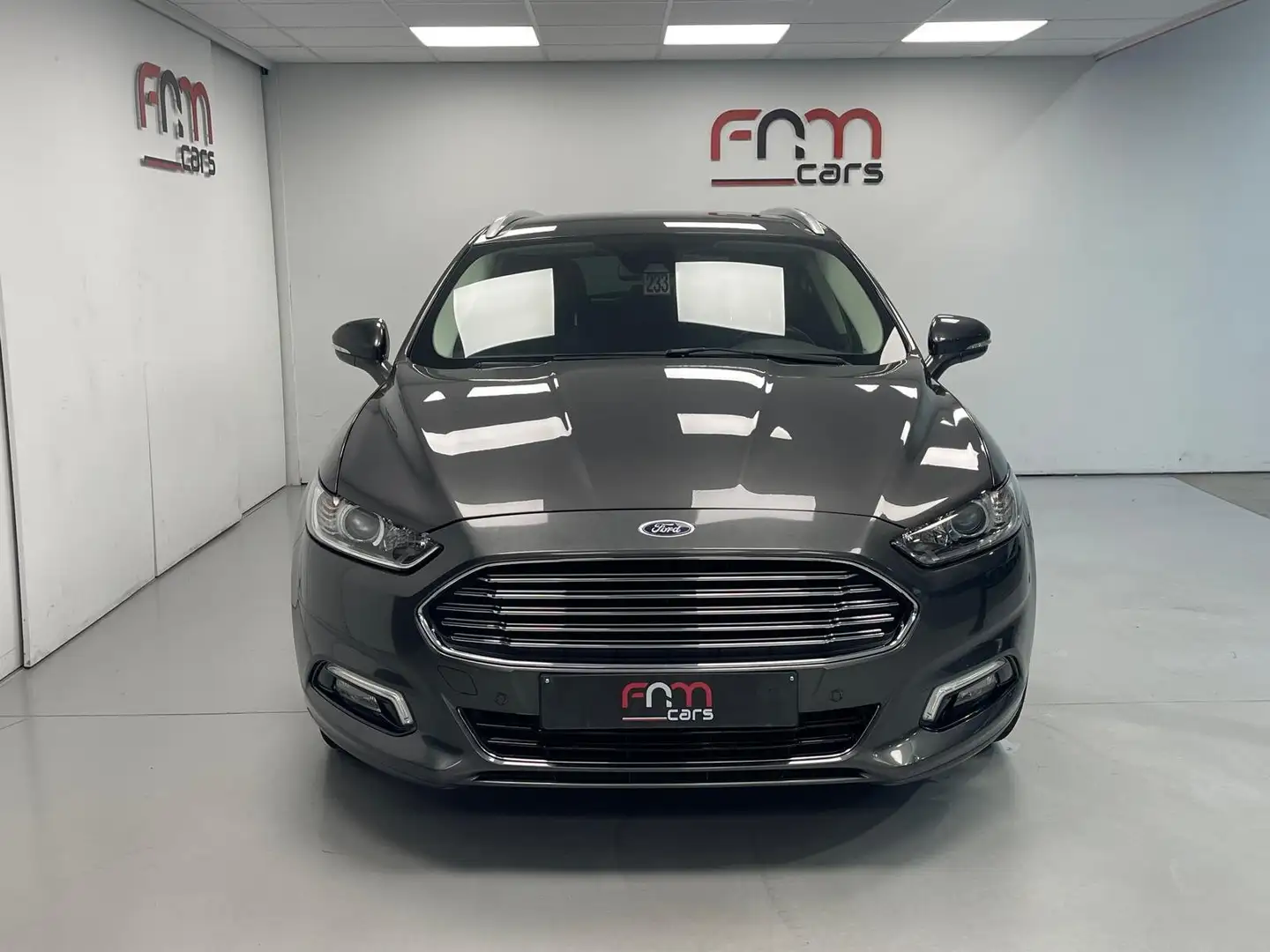 Ford Mondeo 1.5i EcoBoost Titanium Leder Camera Cruise Garnt Gris - 2