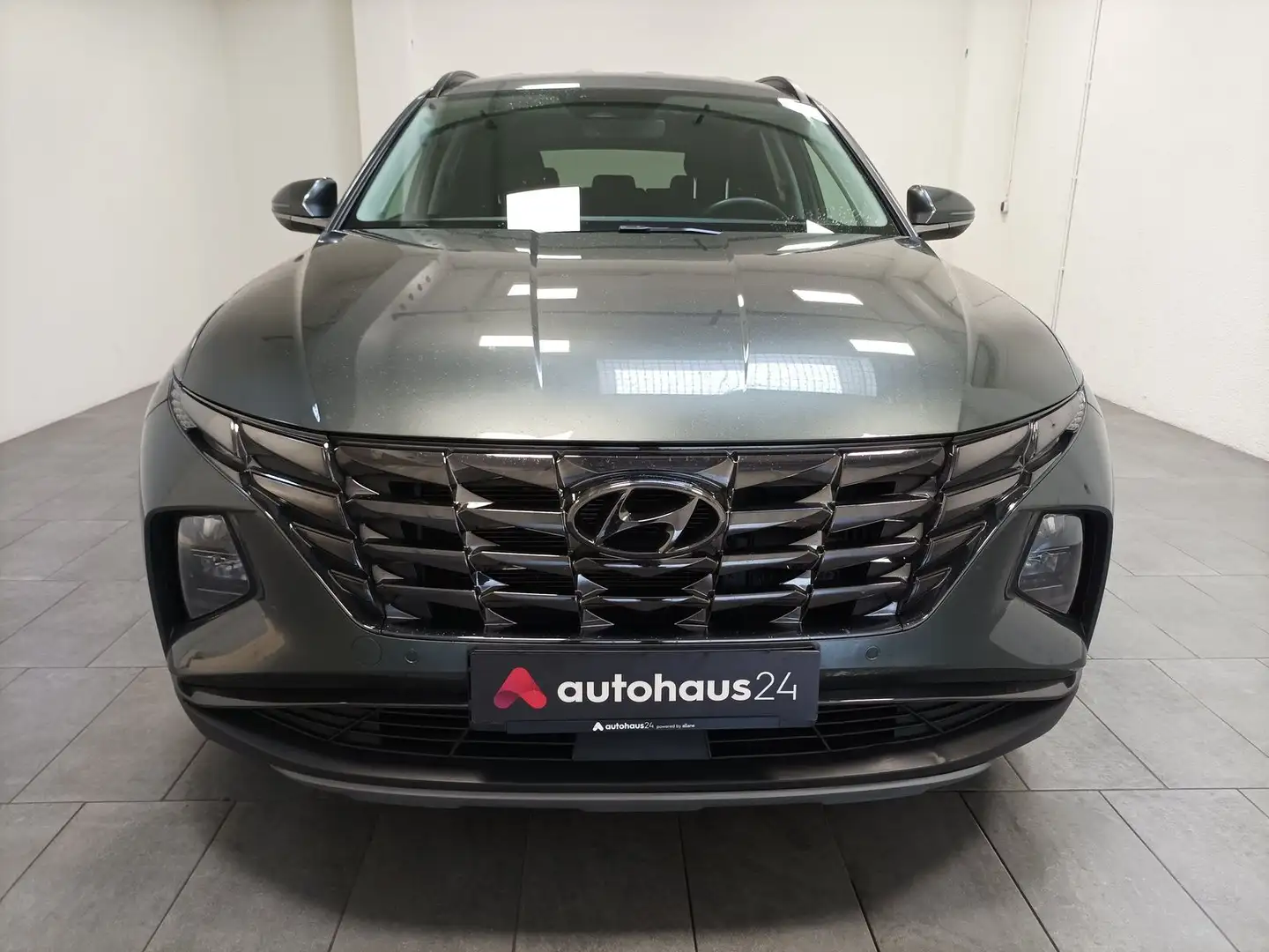 Hyundai TUCSON 1.6 T-GDI Trend 4WD|Navi|CAM|Spurhalteass Grau - 2