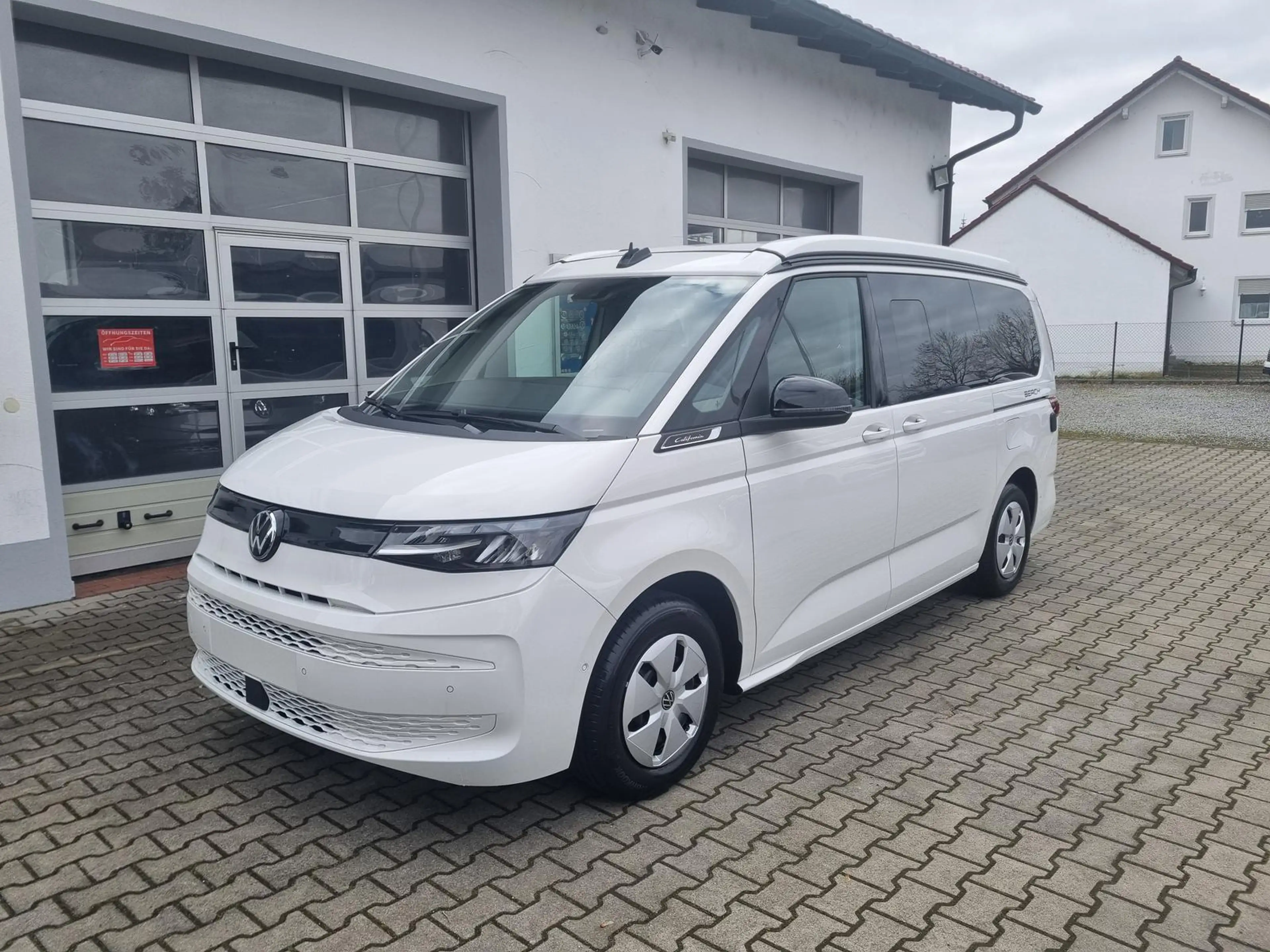 Volkswagen T7 California Beach Camper 2.0 TDI DSG + AHK + Luftstandheizung — photo 5