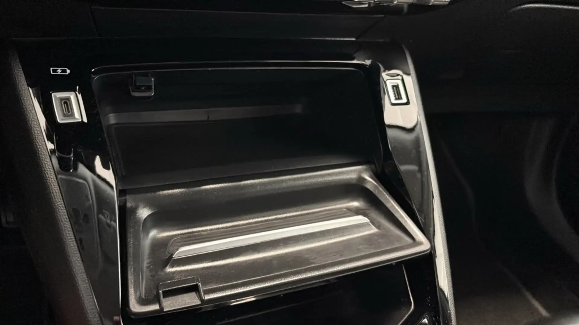 Peugeot 2008 1.2 PureTech S&S Allure 100 Gris - 1