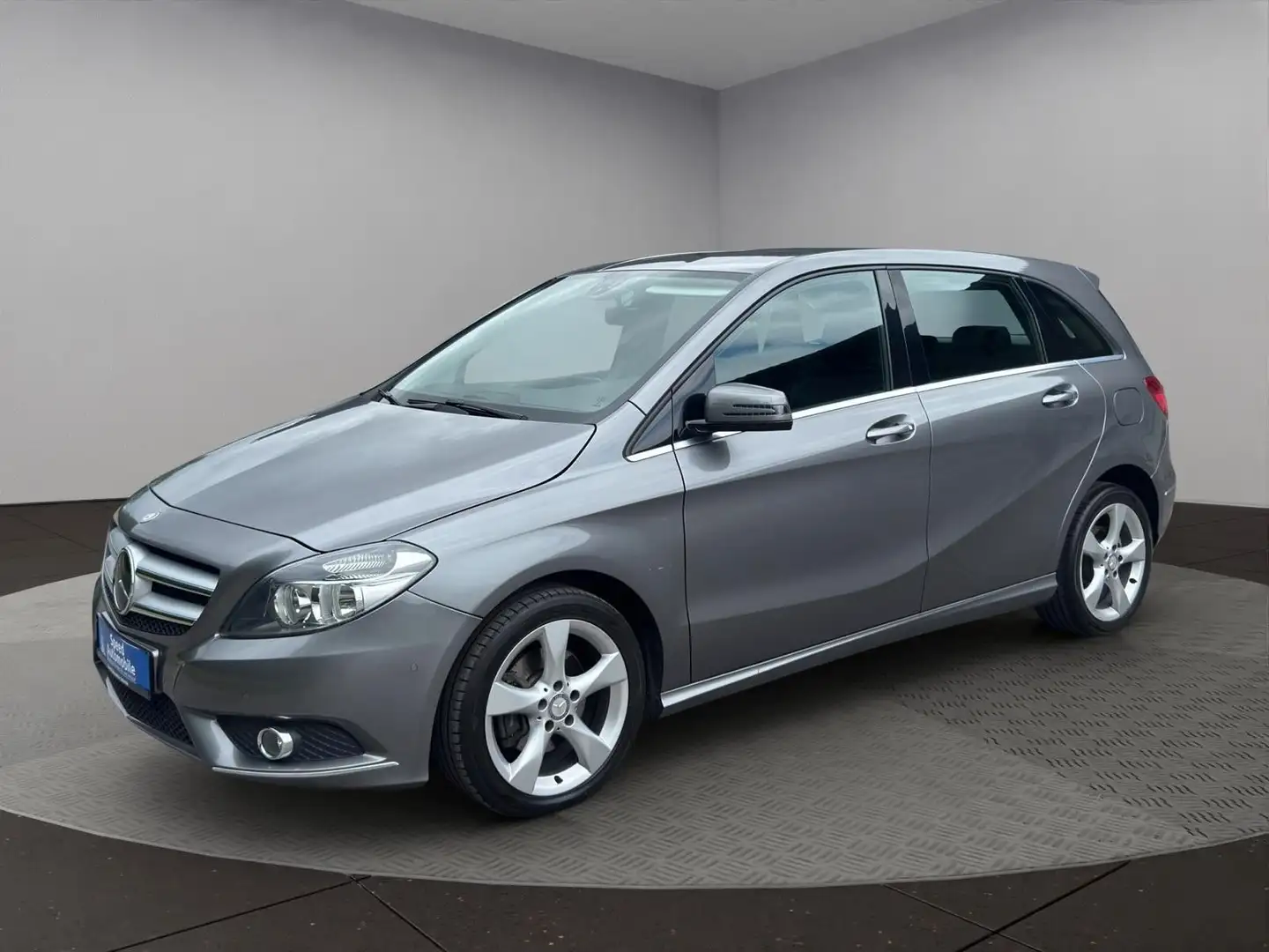 Mercedes-Benz B 180 B -Klasse *Navi/Klima/SHZ* Grijs - 1