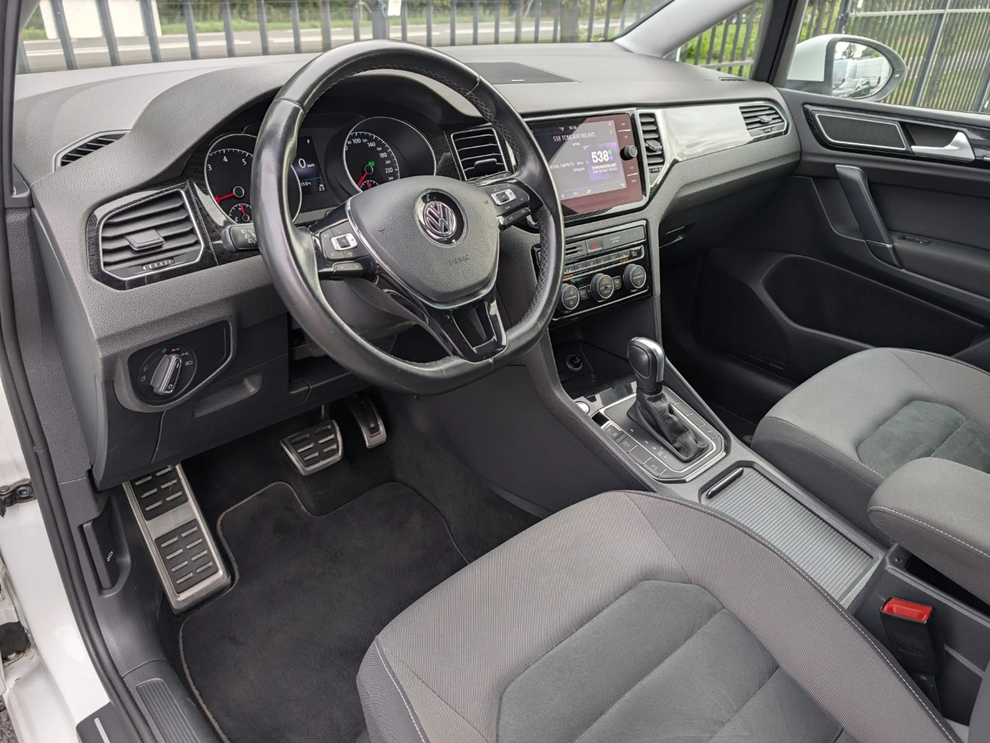 Volkswagen Golf Sportsvan 1.5 150PK Highline | Dynaudio | Stoel- Stuurverw. — photo 10