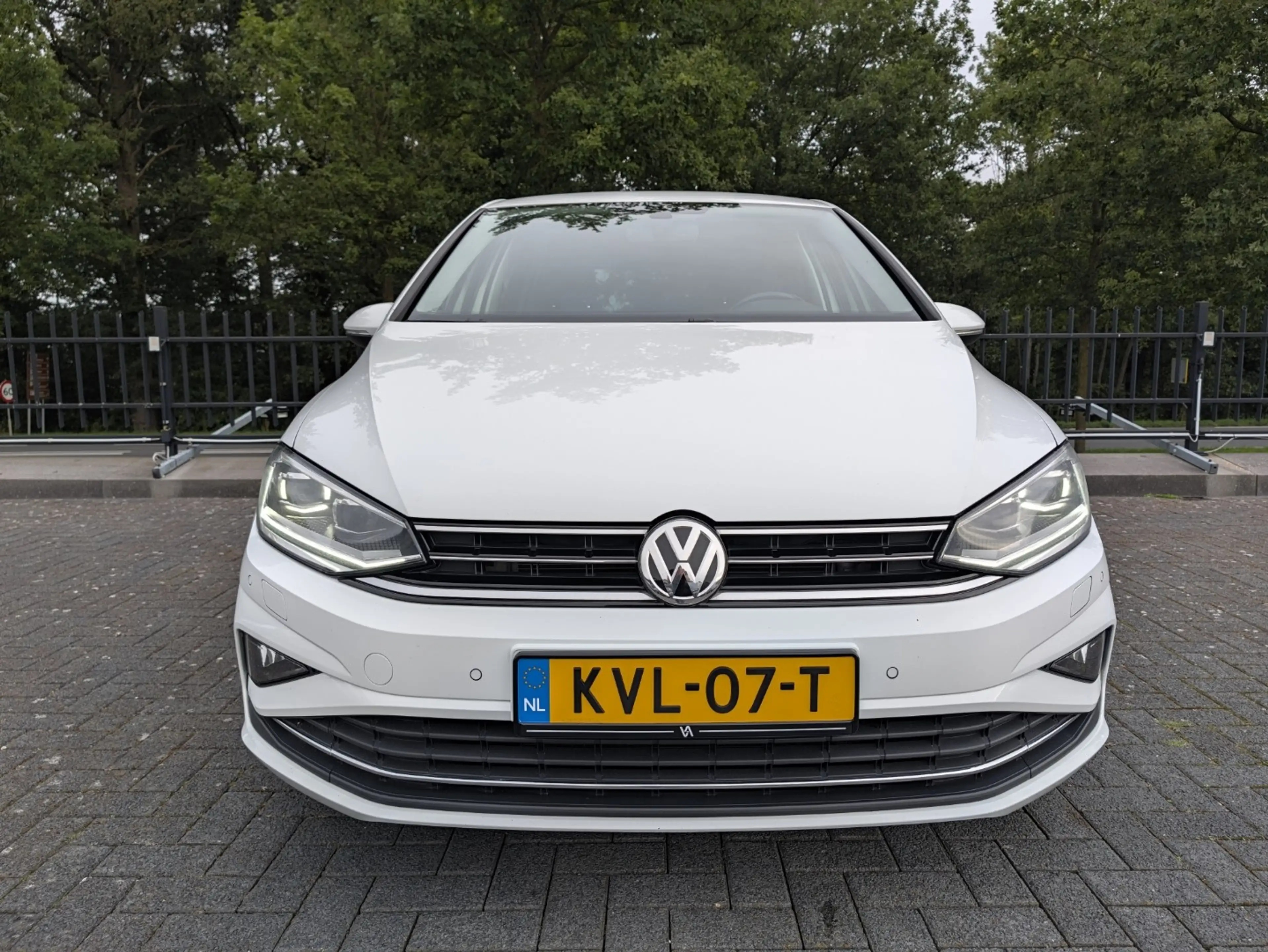 Volkswagen Golf Sportsvan 1.5 150PK Highline | Dynaudio | Stoel- Stuurverw. — photo 3