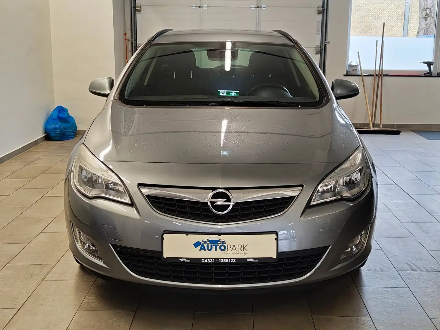 Opel Astra J Sports Tourer 1.7 CDTI Design Edition Argent - 2