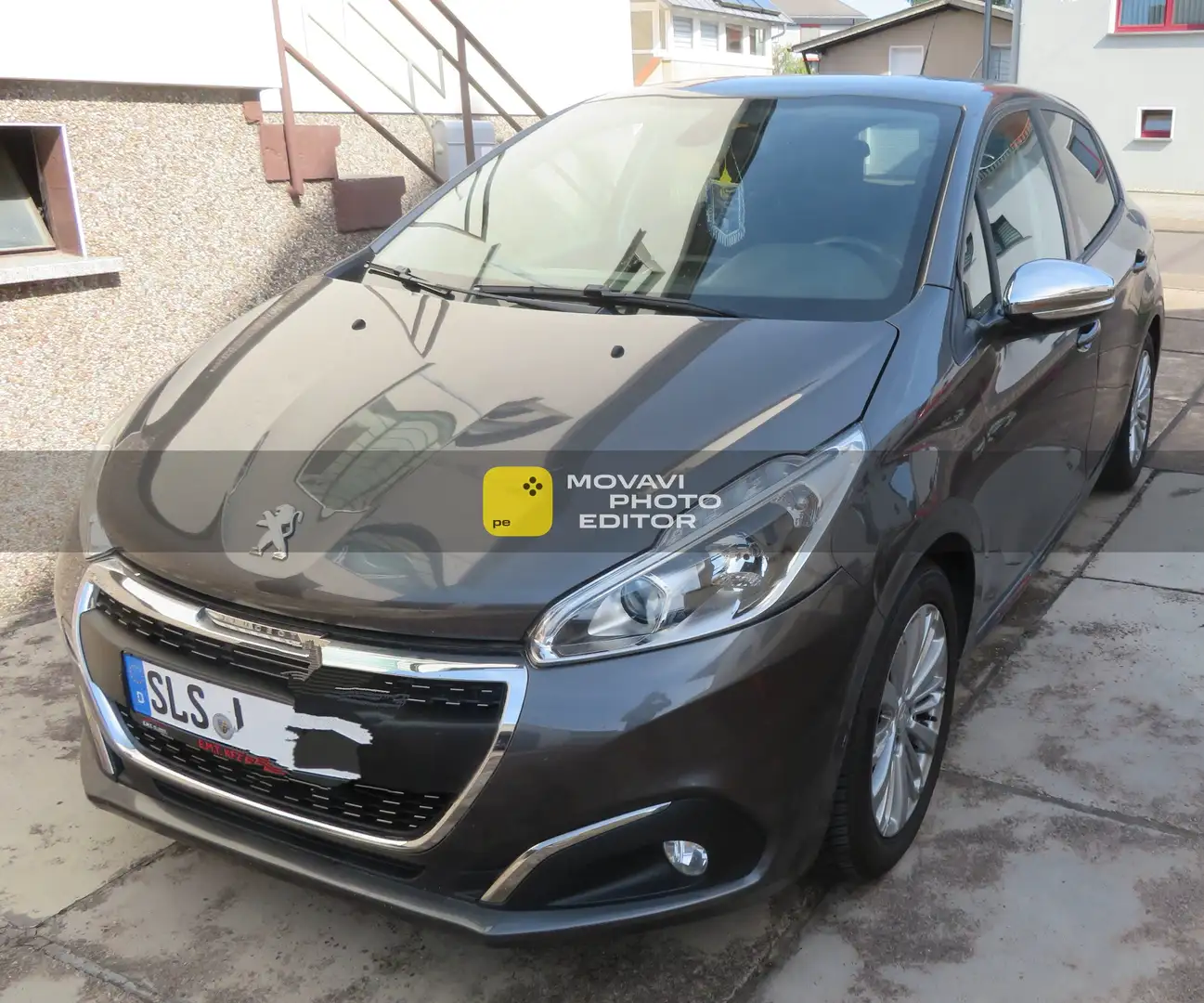 Peugeot 208 208 Signature 110PS, Garantie bis 08/26!!! Grau - 2