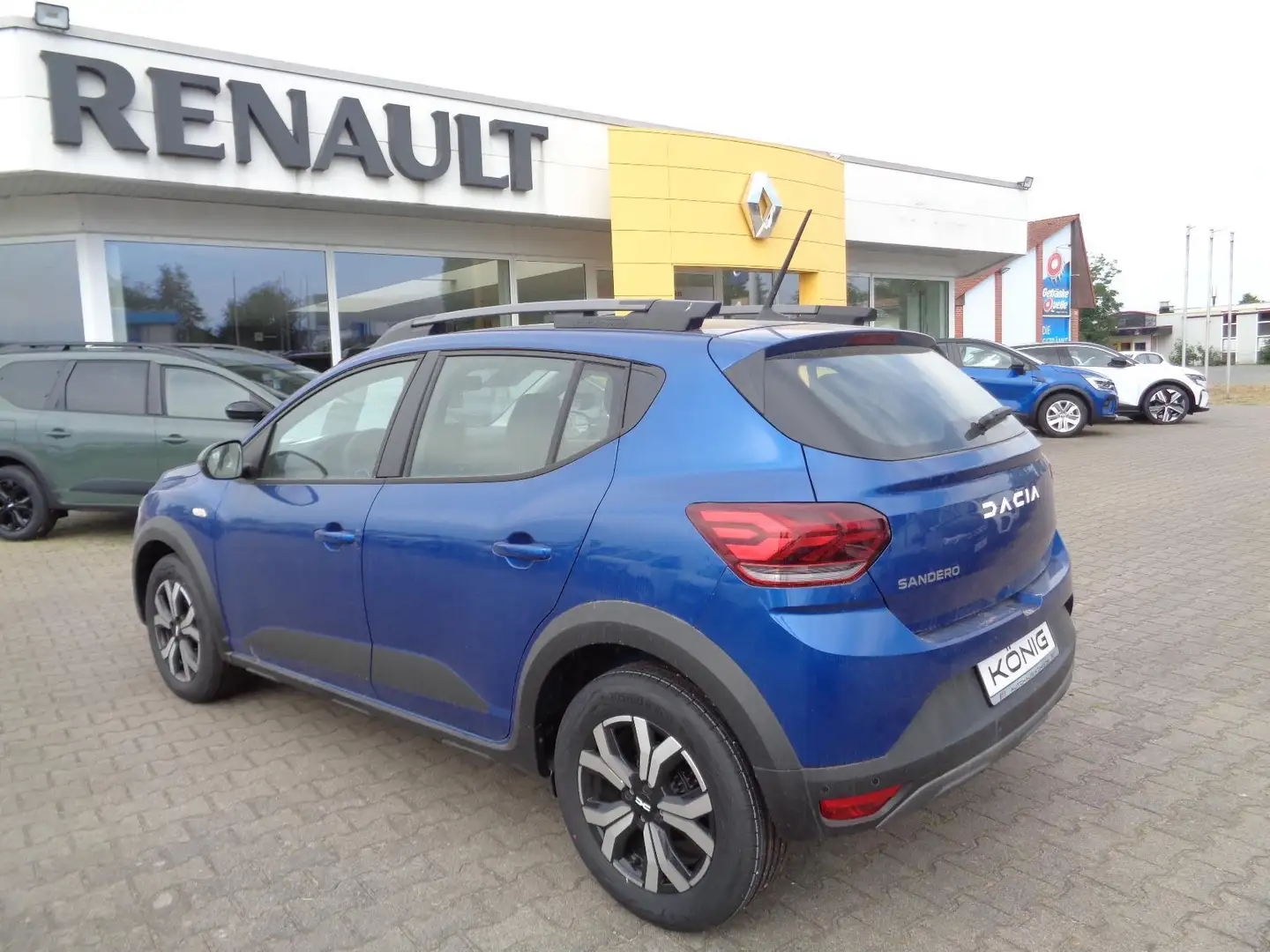 Dacia Sandero Stepway Expression+ TCe 100 ECO-G Blau - 2