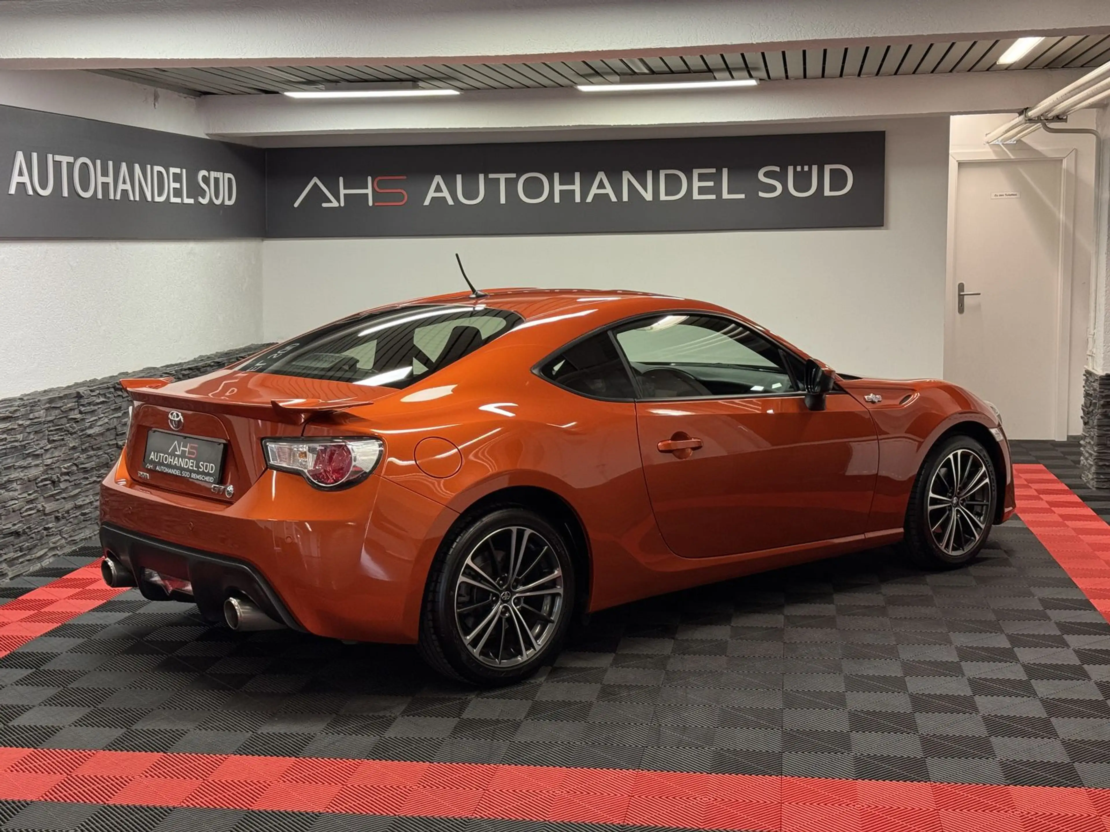 Toyota GT86 AUTOMATIK*1.HD* 48 TKM*NAVIGATION* — photo 4