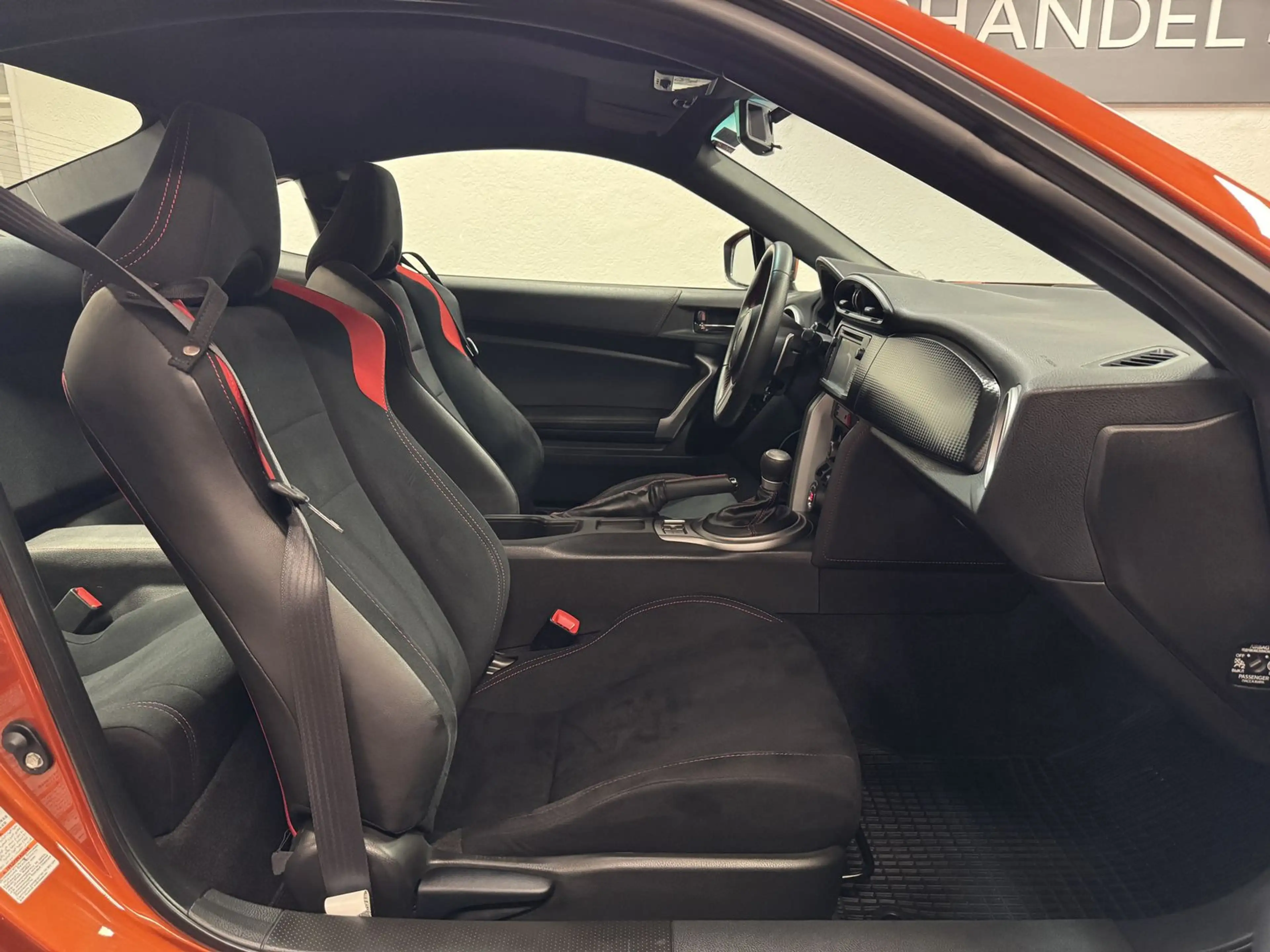 Toyota GT86 AUTOMATIK*1.HD* 48 TKM*NAVIGATION* — photo 10