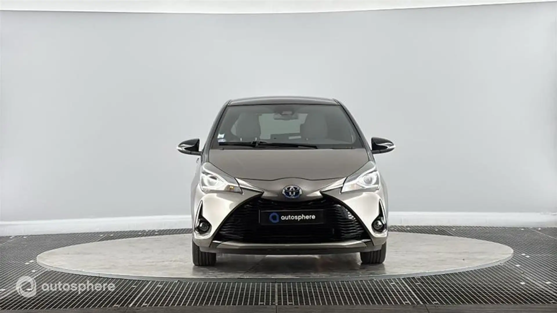 Toyota Yaris HSD 100h Collection 5p - 2