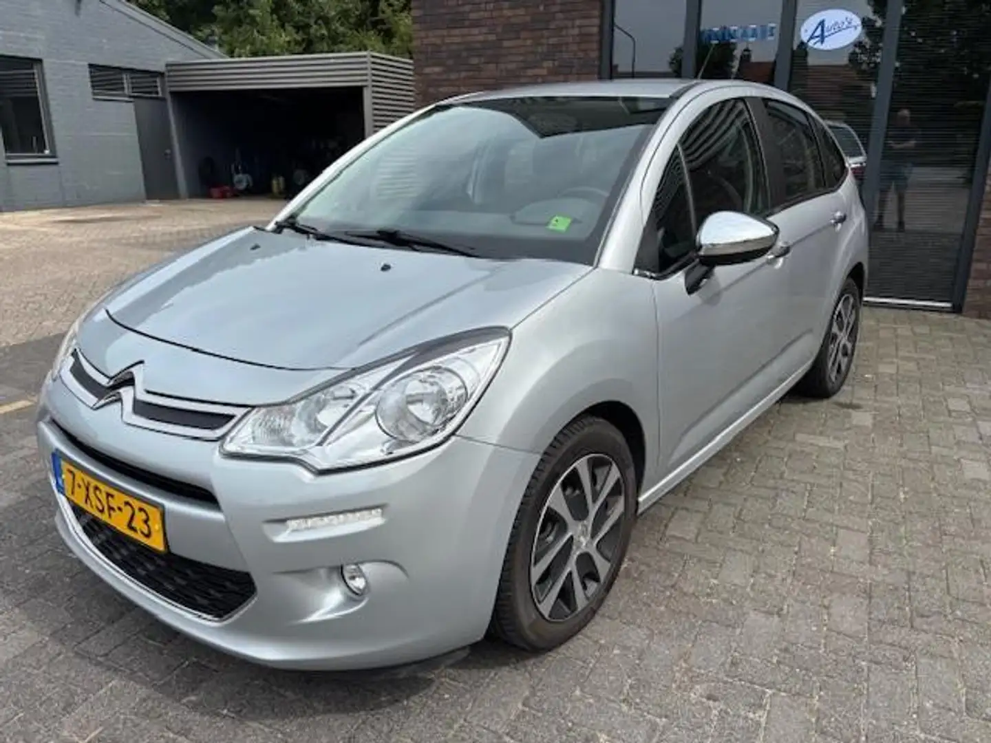 Citroen C3 1.2 Collection Airco PDC D.riem bij 94 dkm vv!!! Grijs - 1
