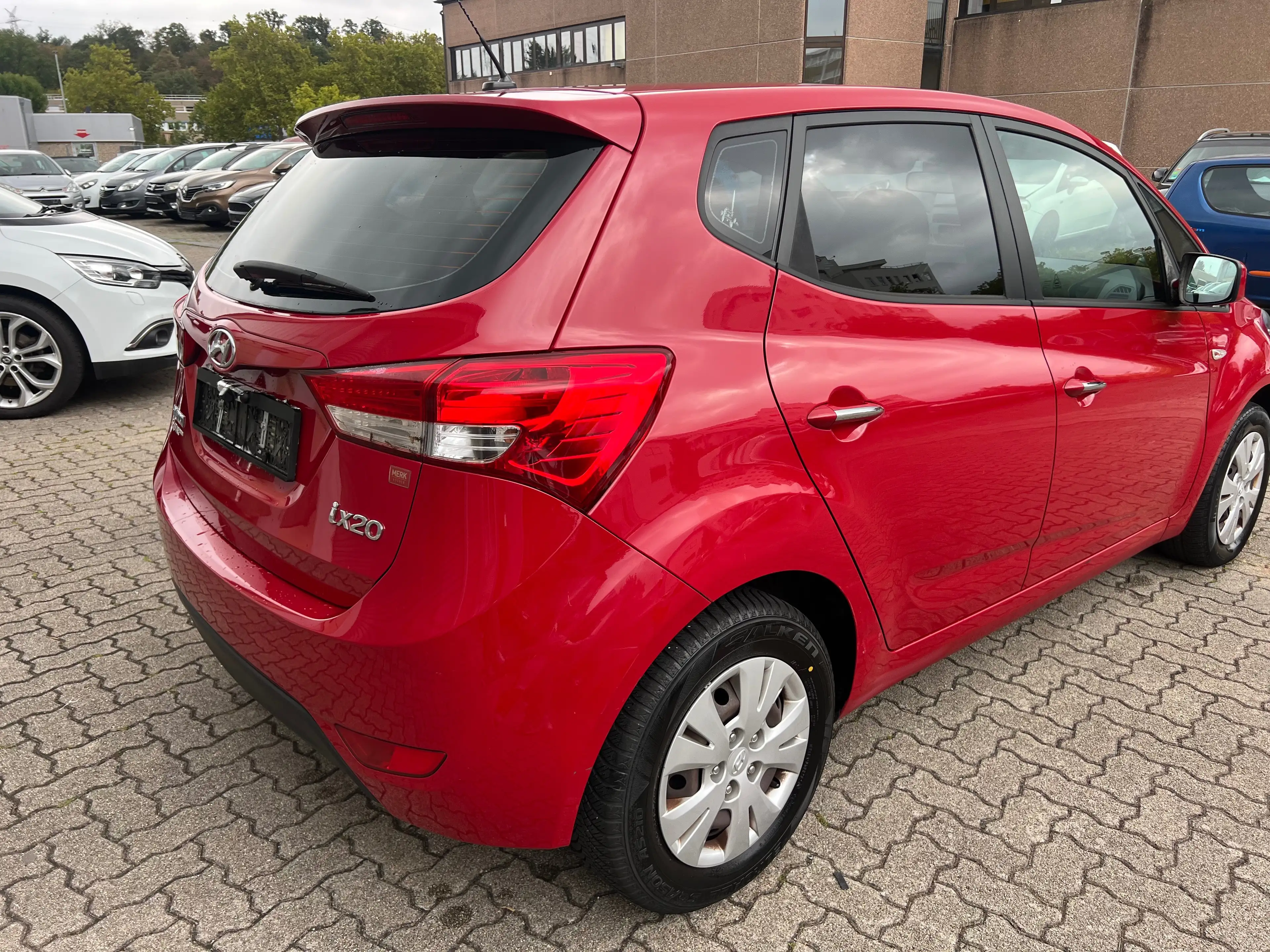Hyundai iX20 FIFA world Cup Edition — photo 5