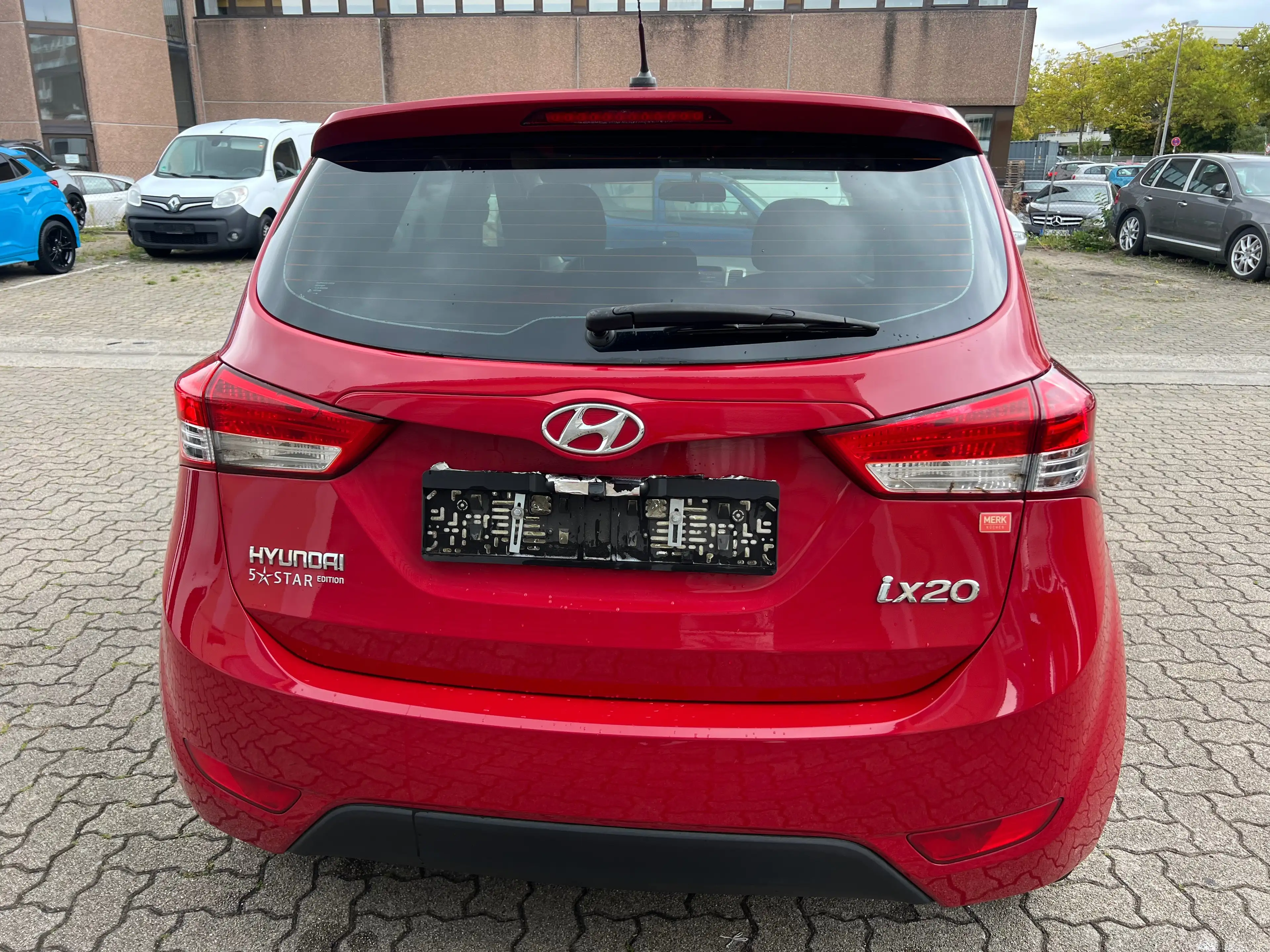 Hyundai iX20 FIFA world Cup Edition — photo 6