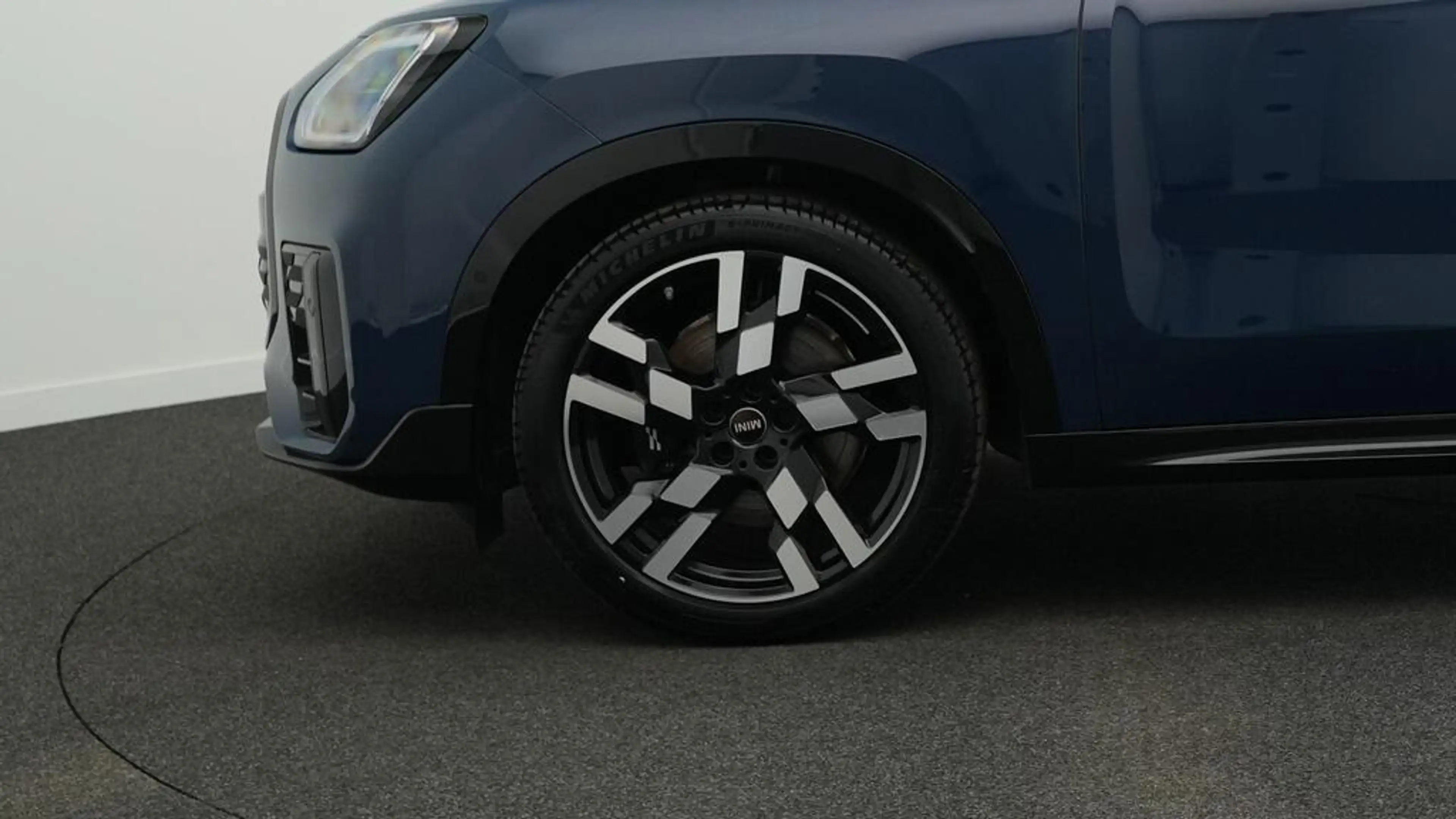 MINI Countryman S All4 John Cooper Works Trim — photo 10