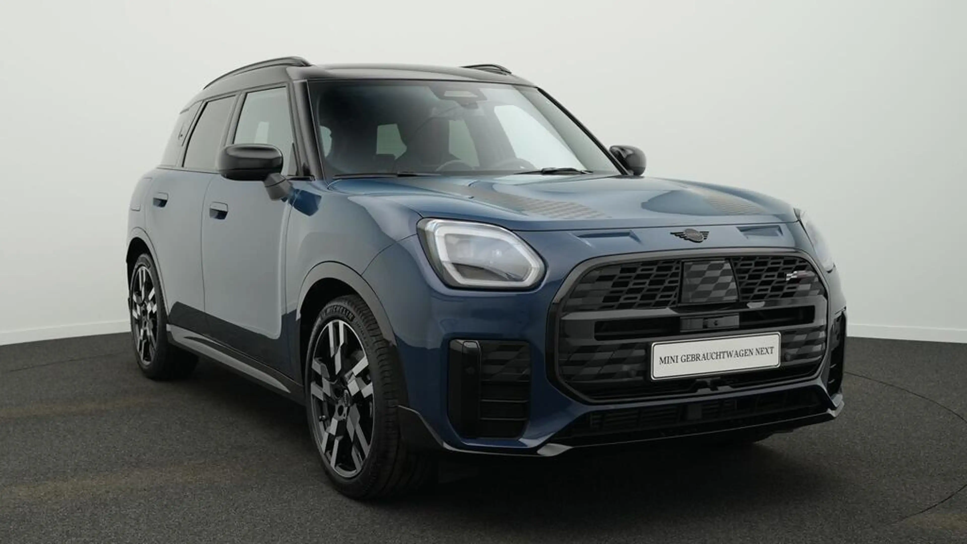 MINI Countryman S All4 John Cooper Works Trim — photo 14