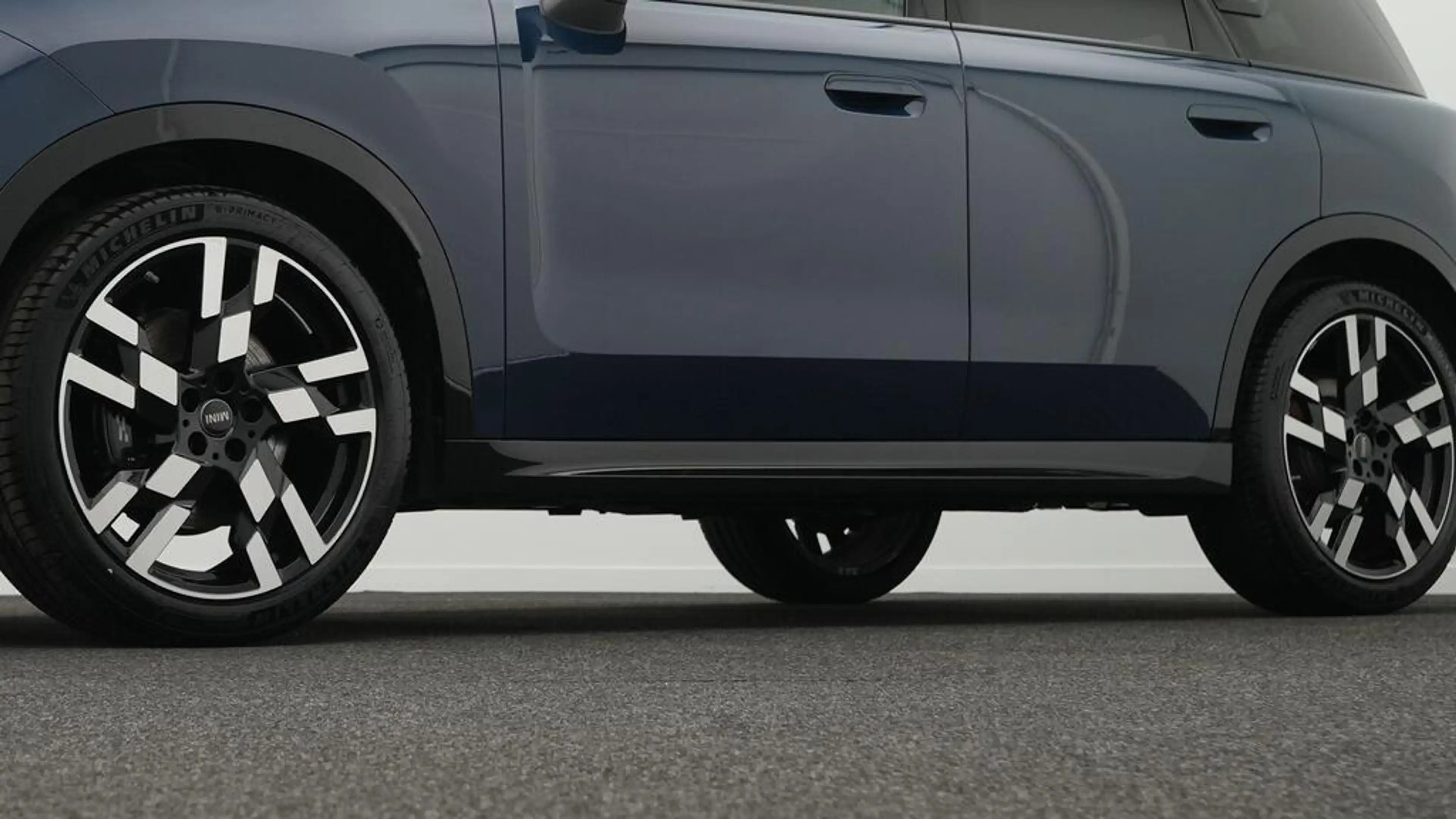 MINI Countryman S All4 John Cooper Works Trim — photo 20