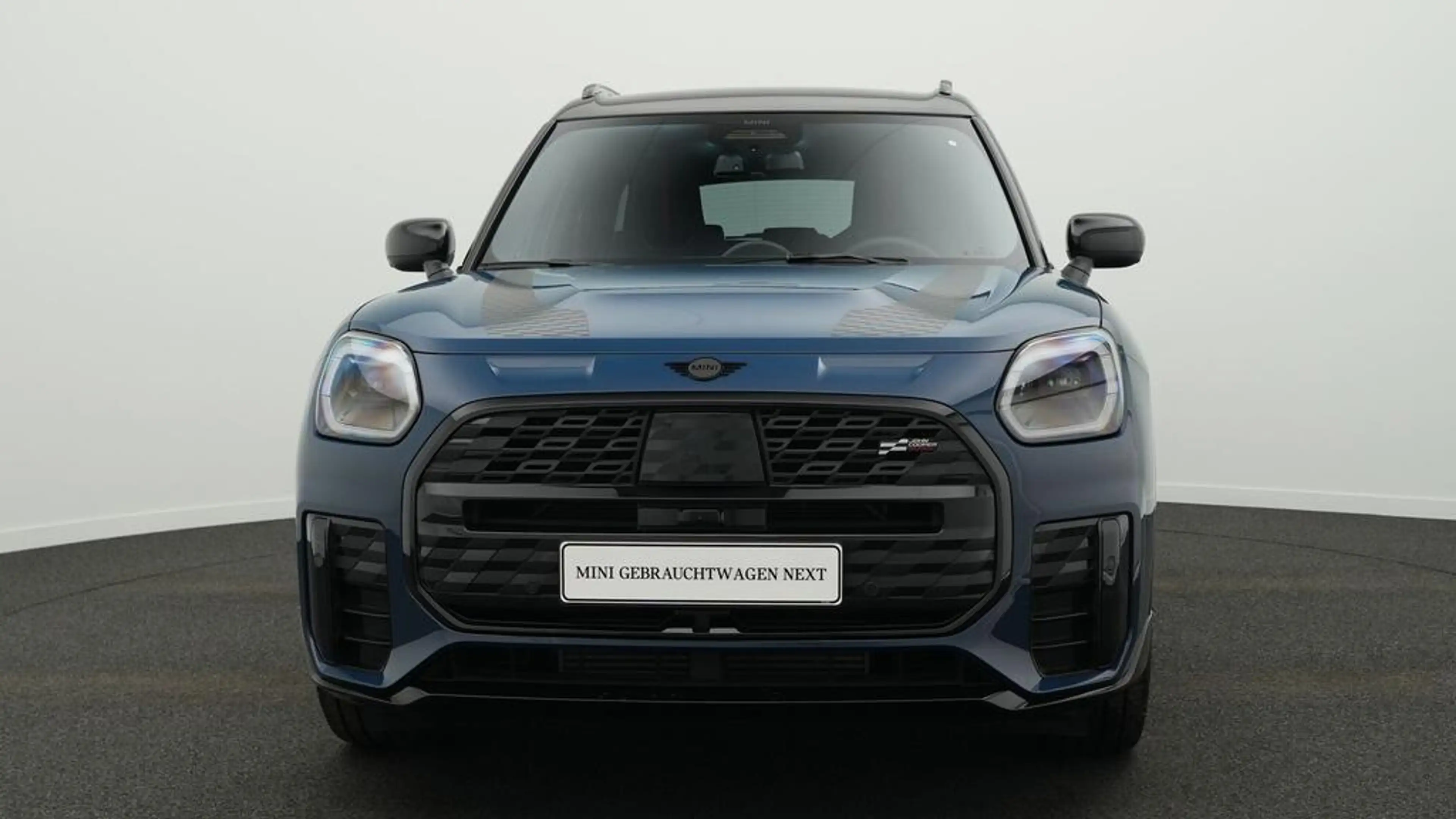 MINI Countryman S All4 John Cooper Works Trim — photo 15