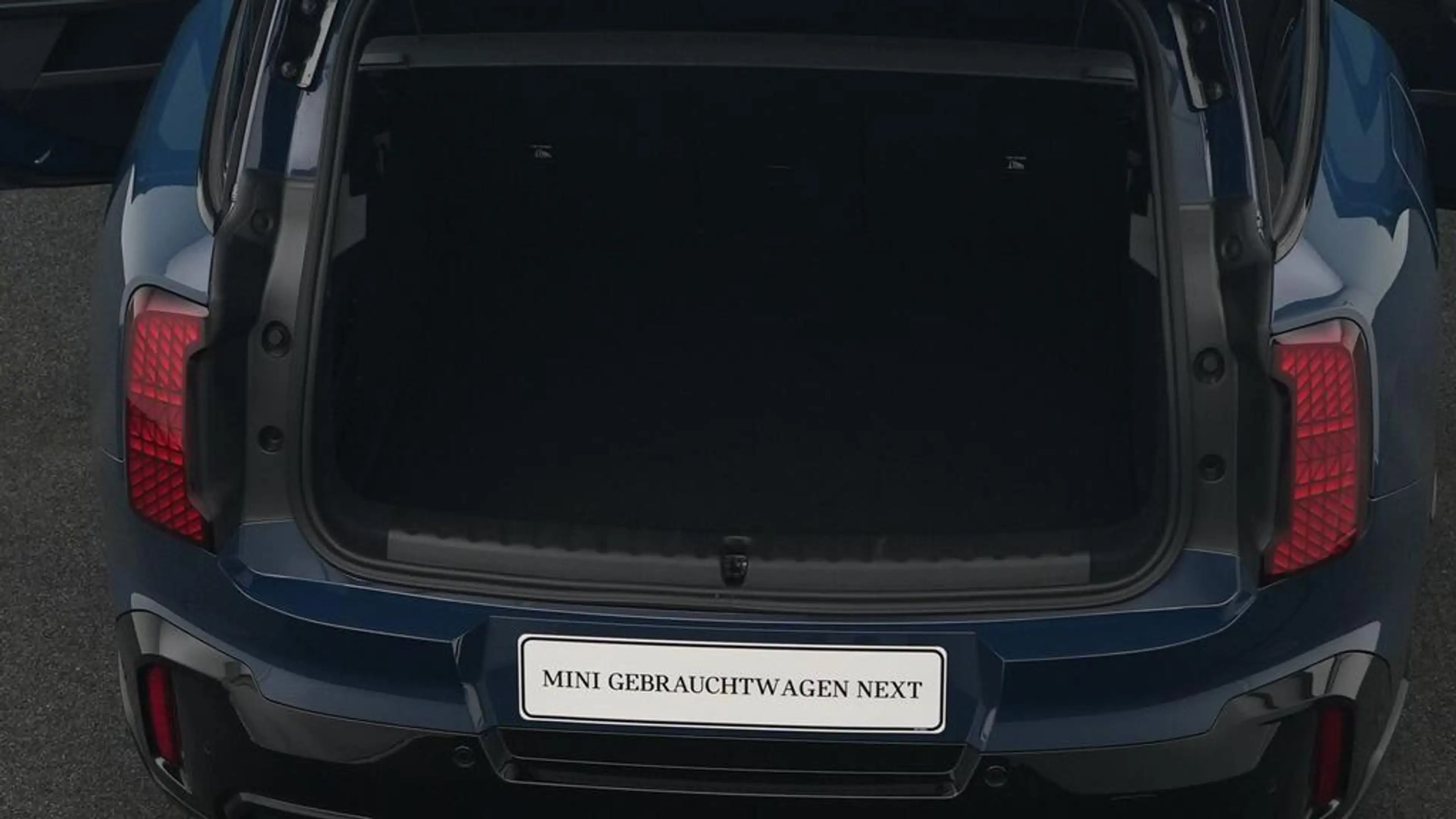 MINI Countryman S All4 John Cooper Works Trim — photo 24