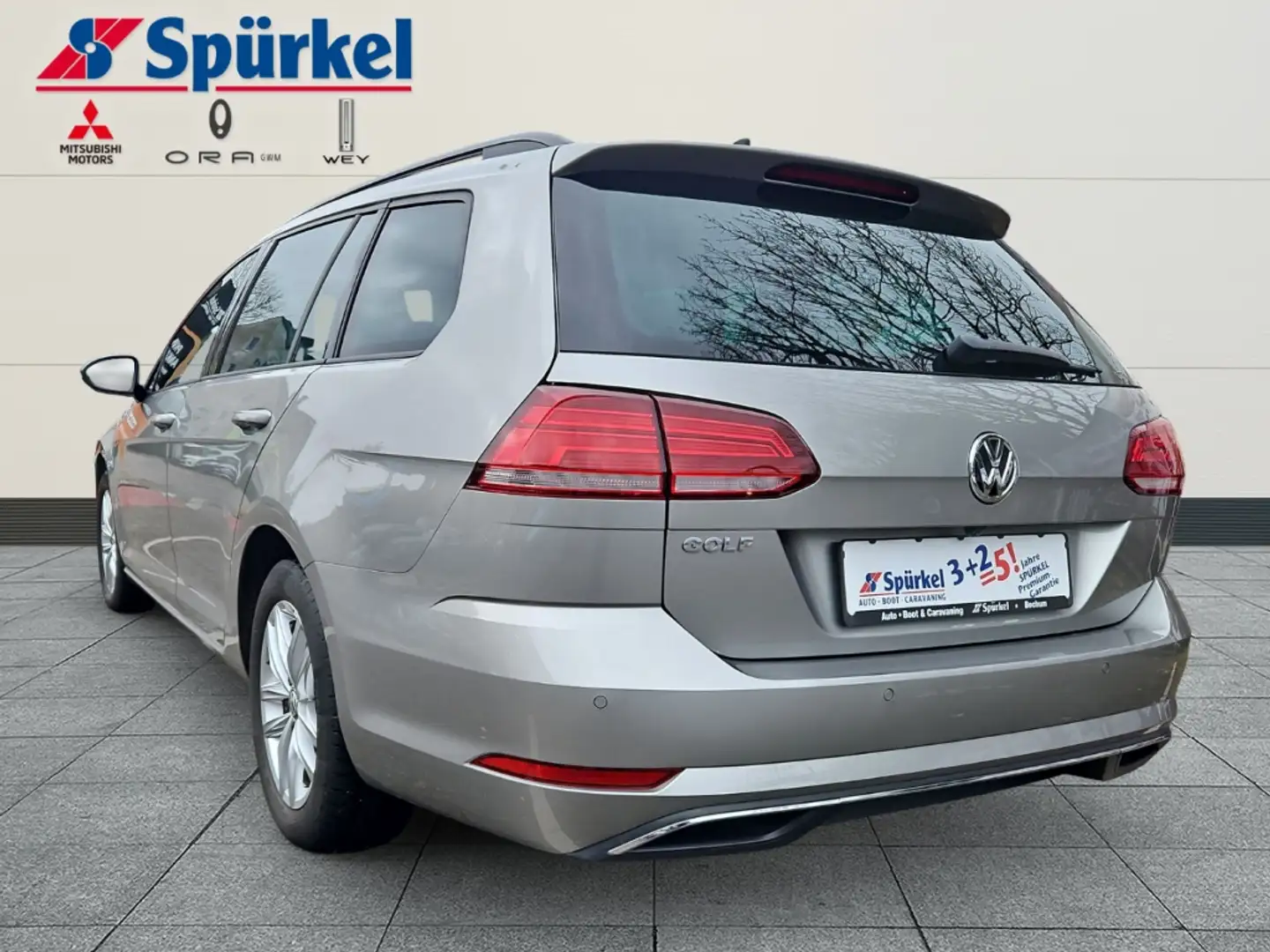 Volkswagen Golf VII Comfortline, Navigation, Bluetooth Silber - 2